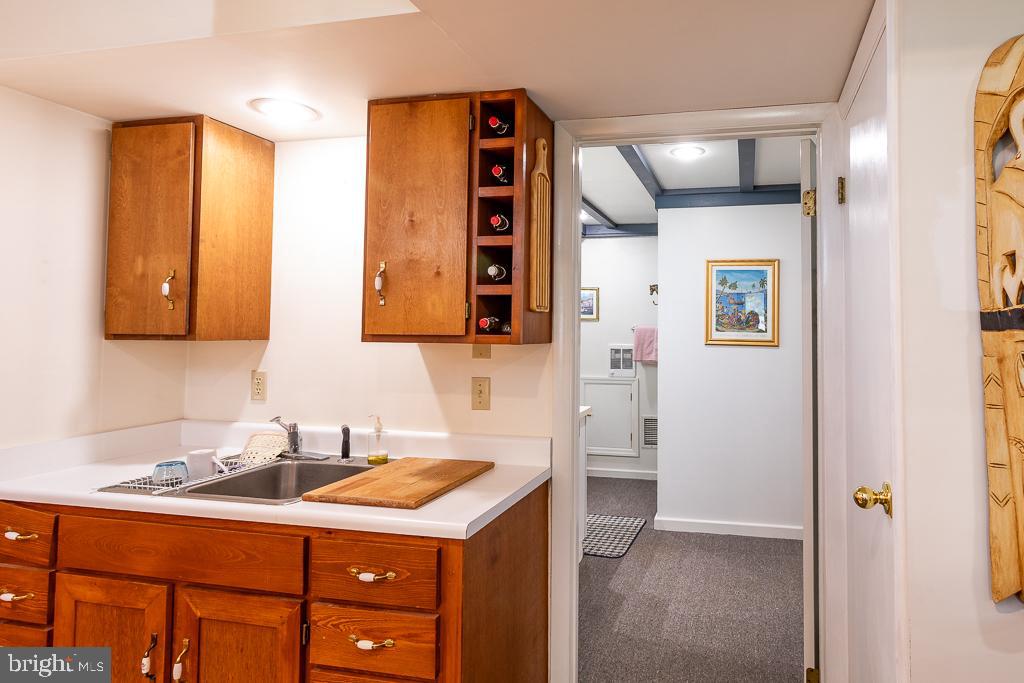 AIRPORT ADDITION - Residential