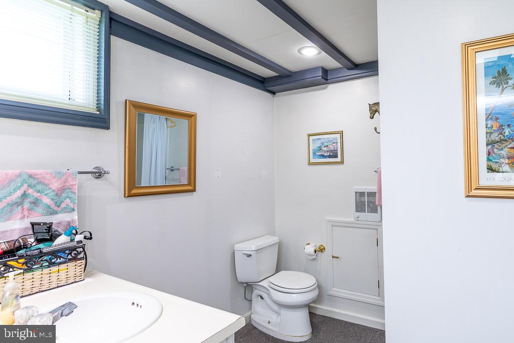 AIRPORT ADDITION - Residential