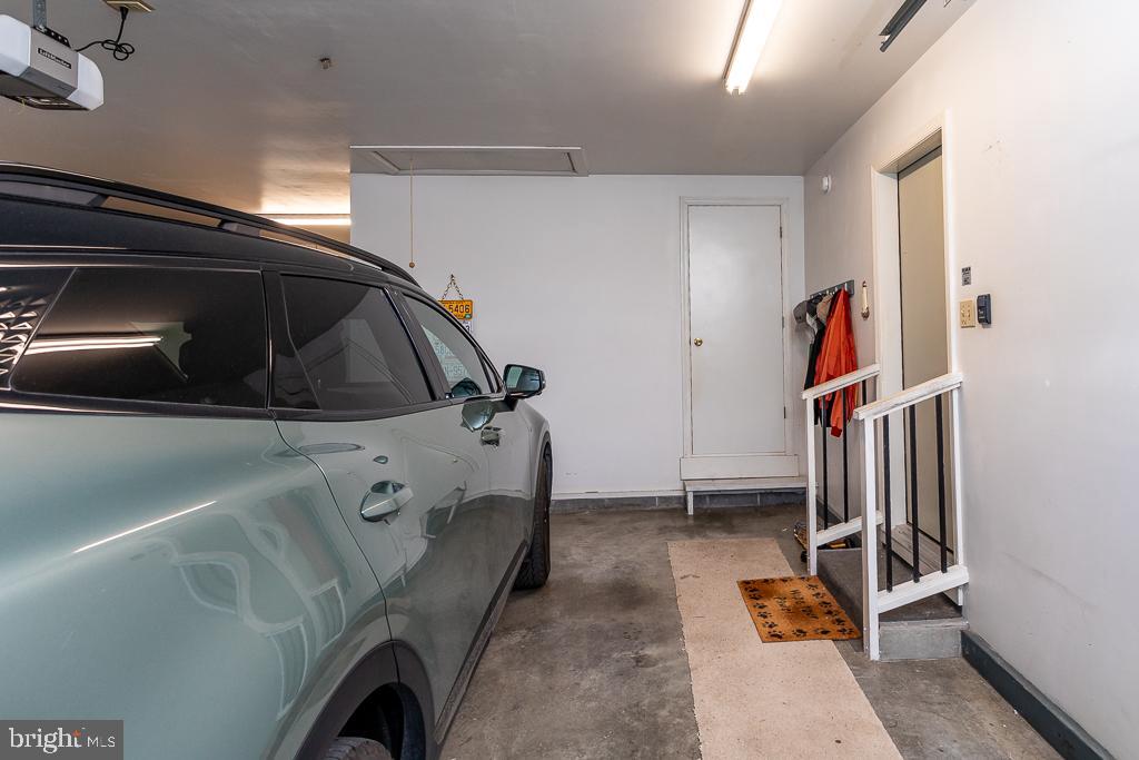 AIRPORT ADDITION - Residential