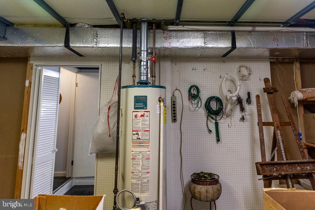 AIRPORT ADDITION - Residential