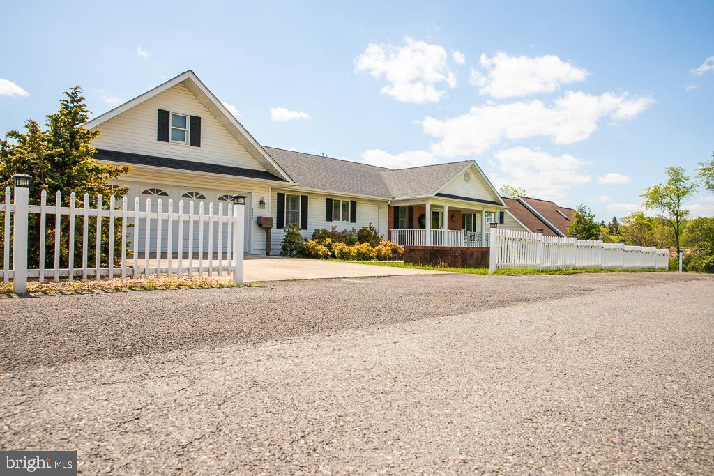 AIRPORT ADDITION - Residential