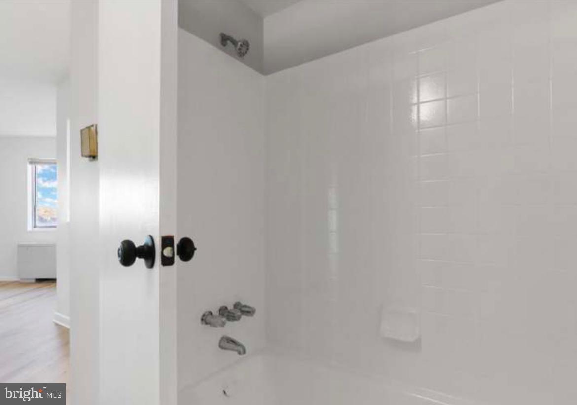 PAVILION ON THE PARK - Residential Lease