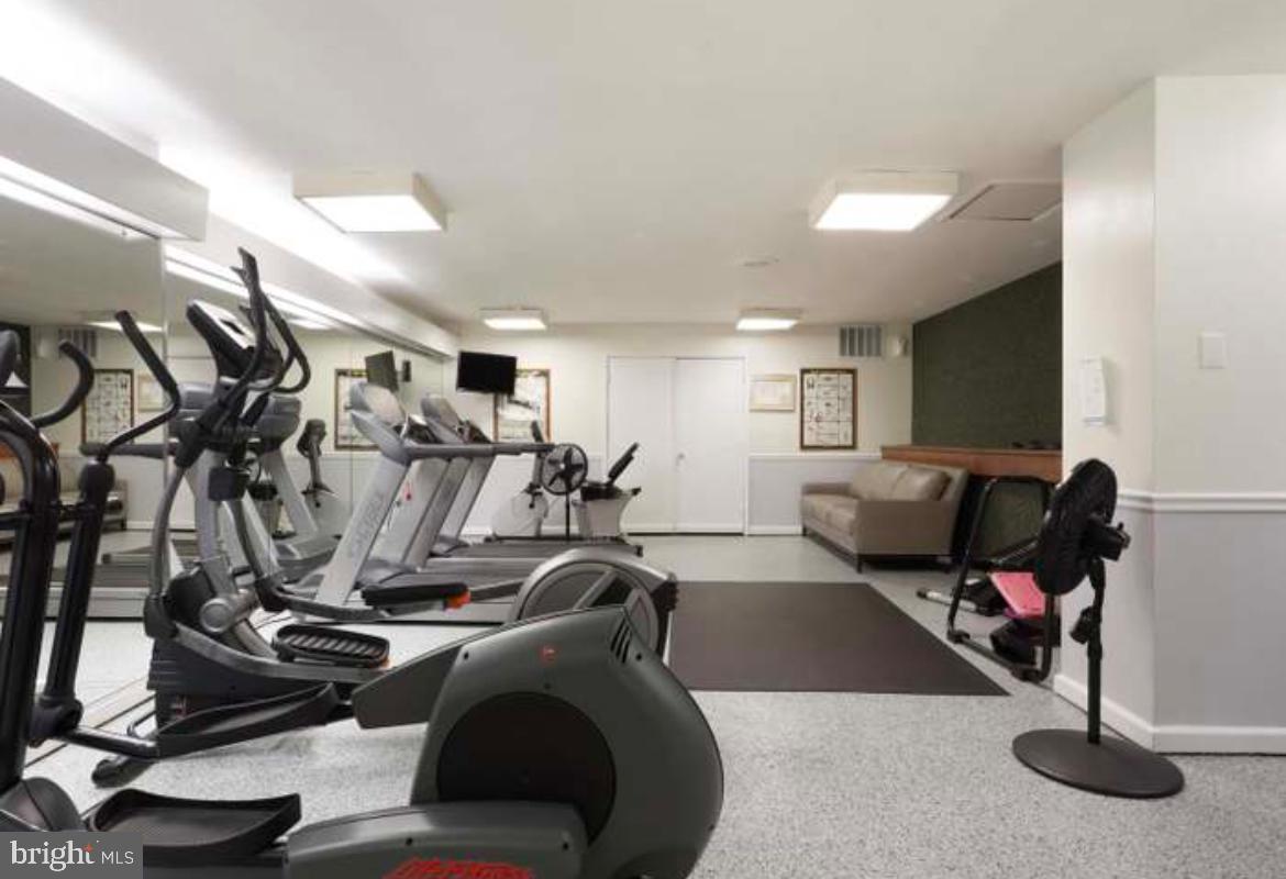 PAVILION ON THE PARK - Residential Lease