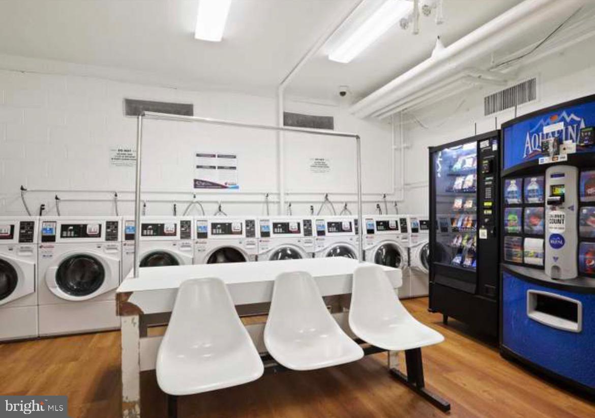 PAVILION ON THE PARK - Residential Lease