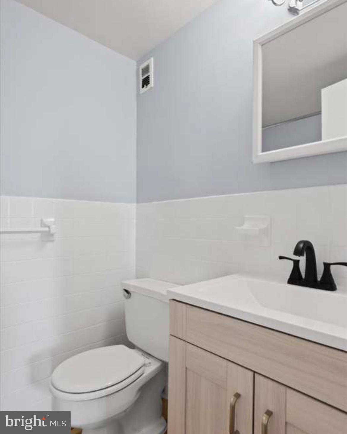 PAVILION ON THE PARK - Residential Lease