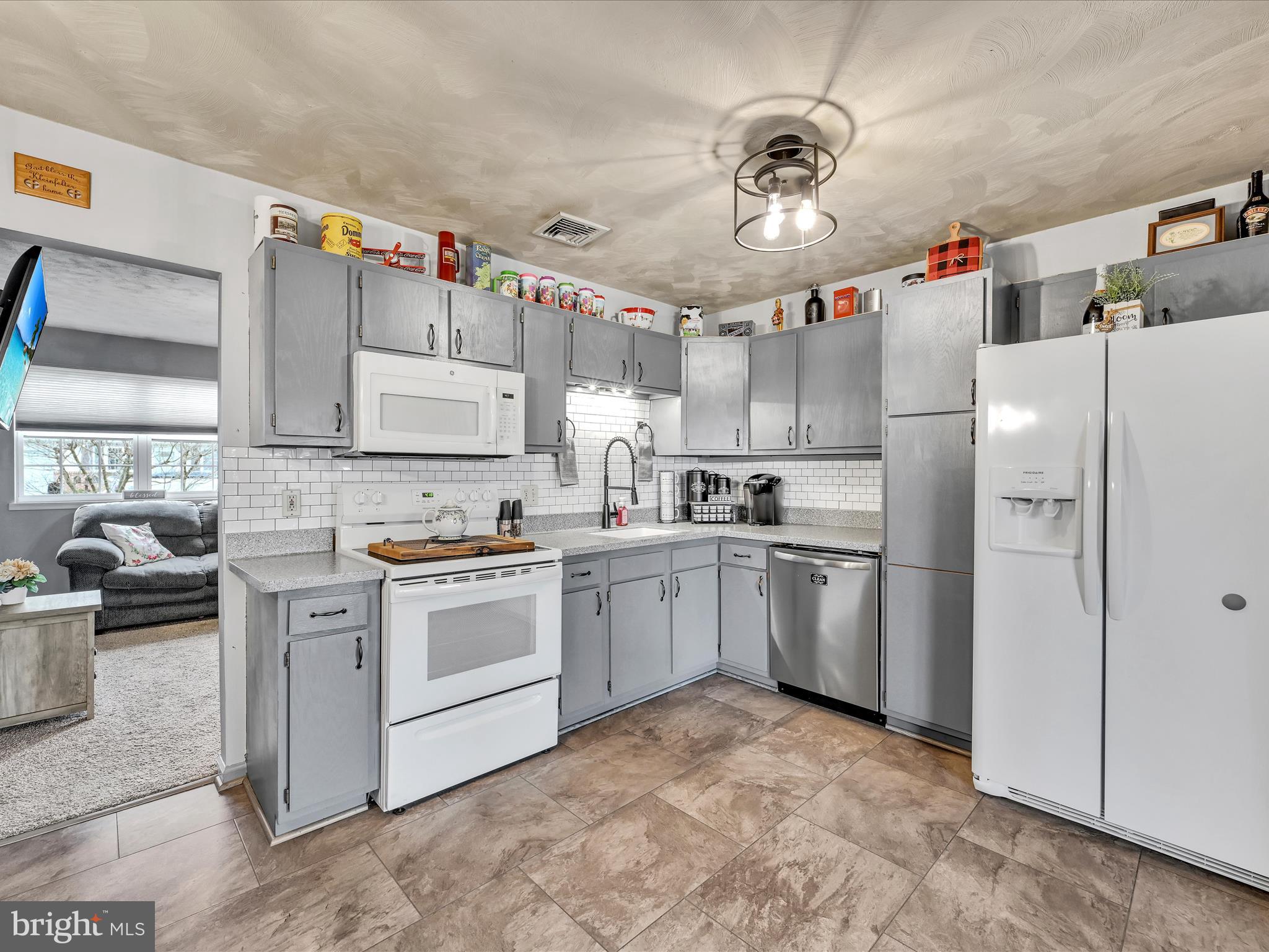 WALNUT MILLS - Residential