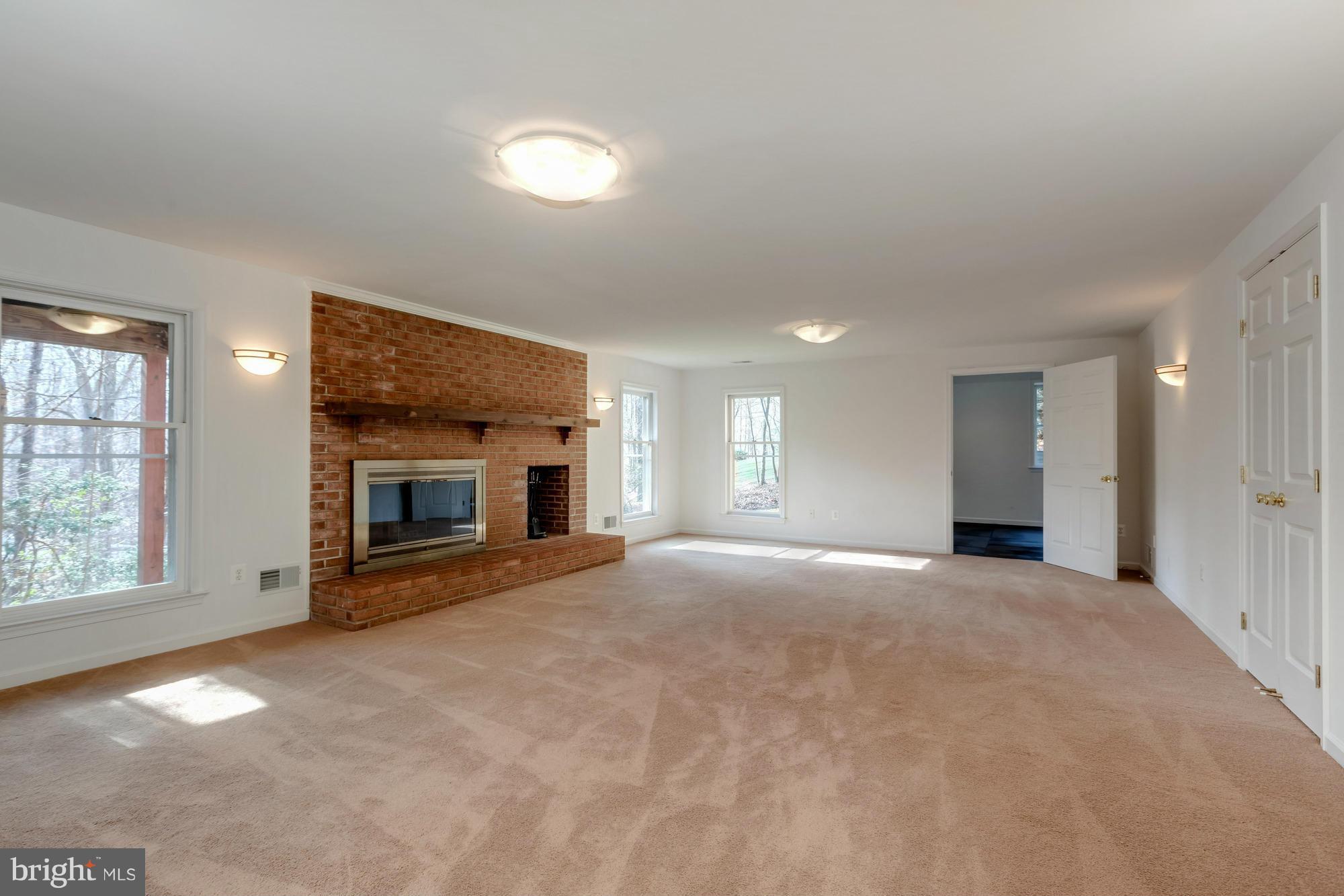 TOWLSTON MEADOWS - Residential