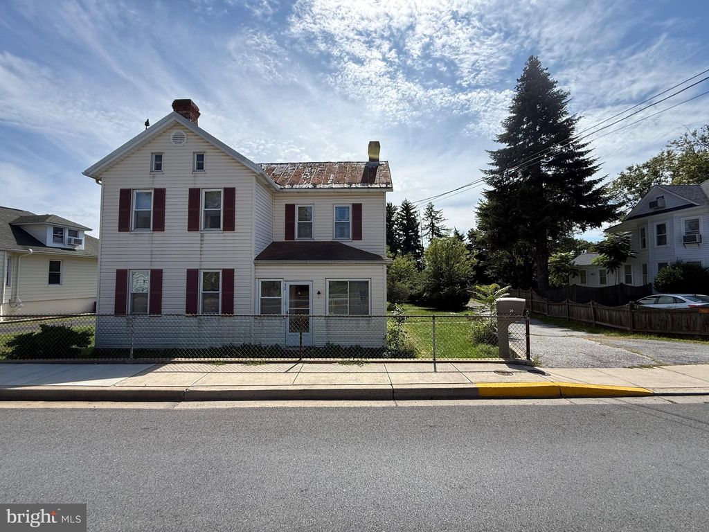 Photo of 30 Frederick Road, THURMONT, MD 21788 (MLS # MDFR2072050)