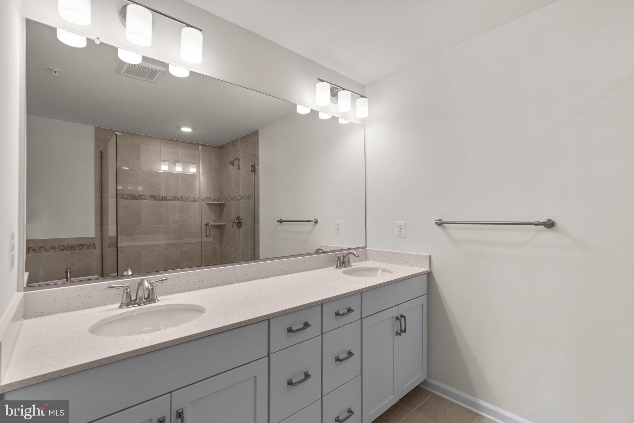 LONG GATE - Residential Lease