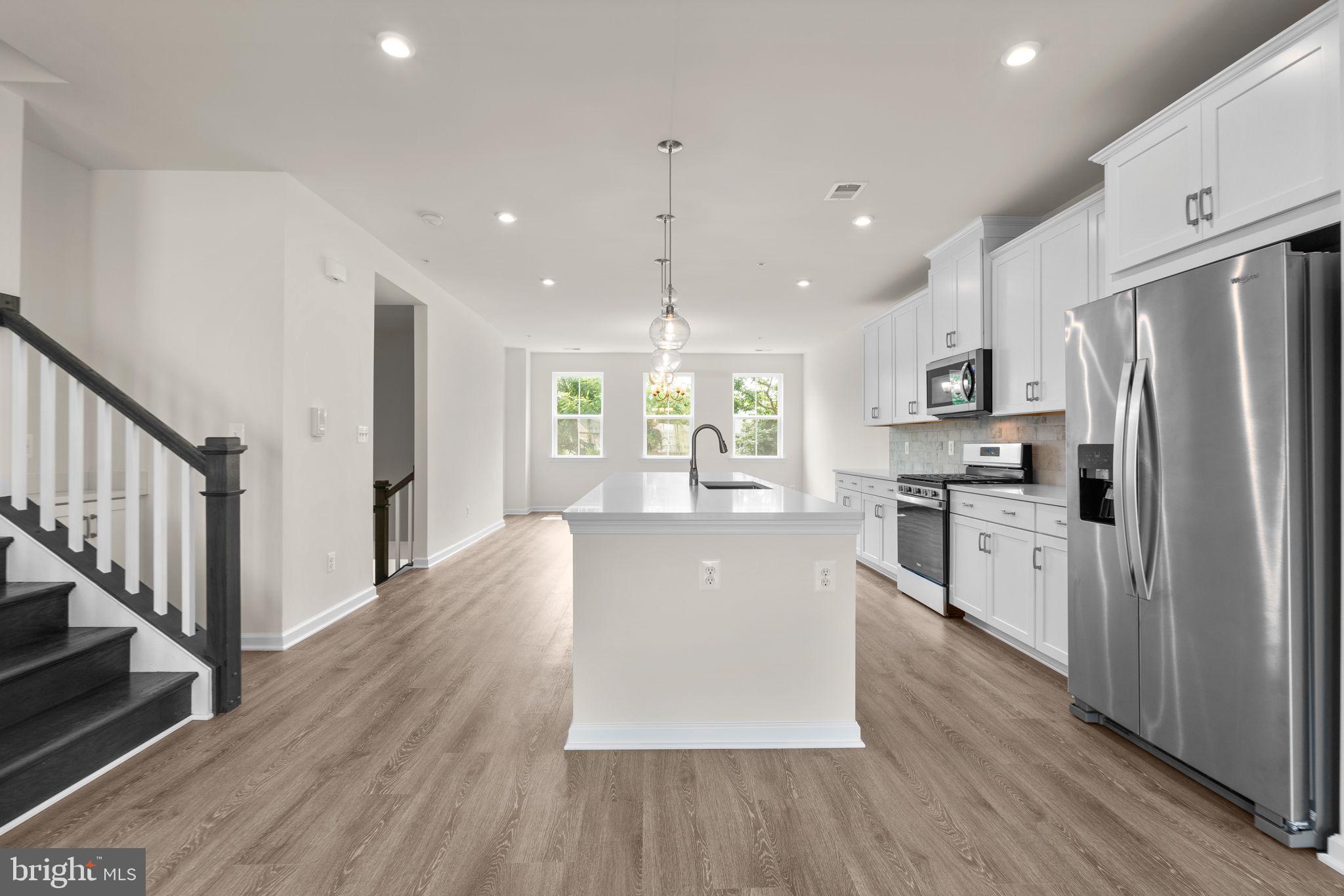 LONG GATE - Residential Lease