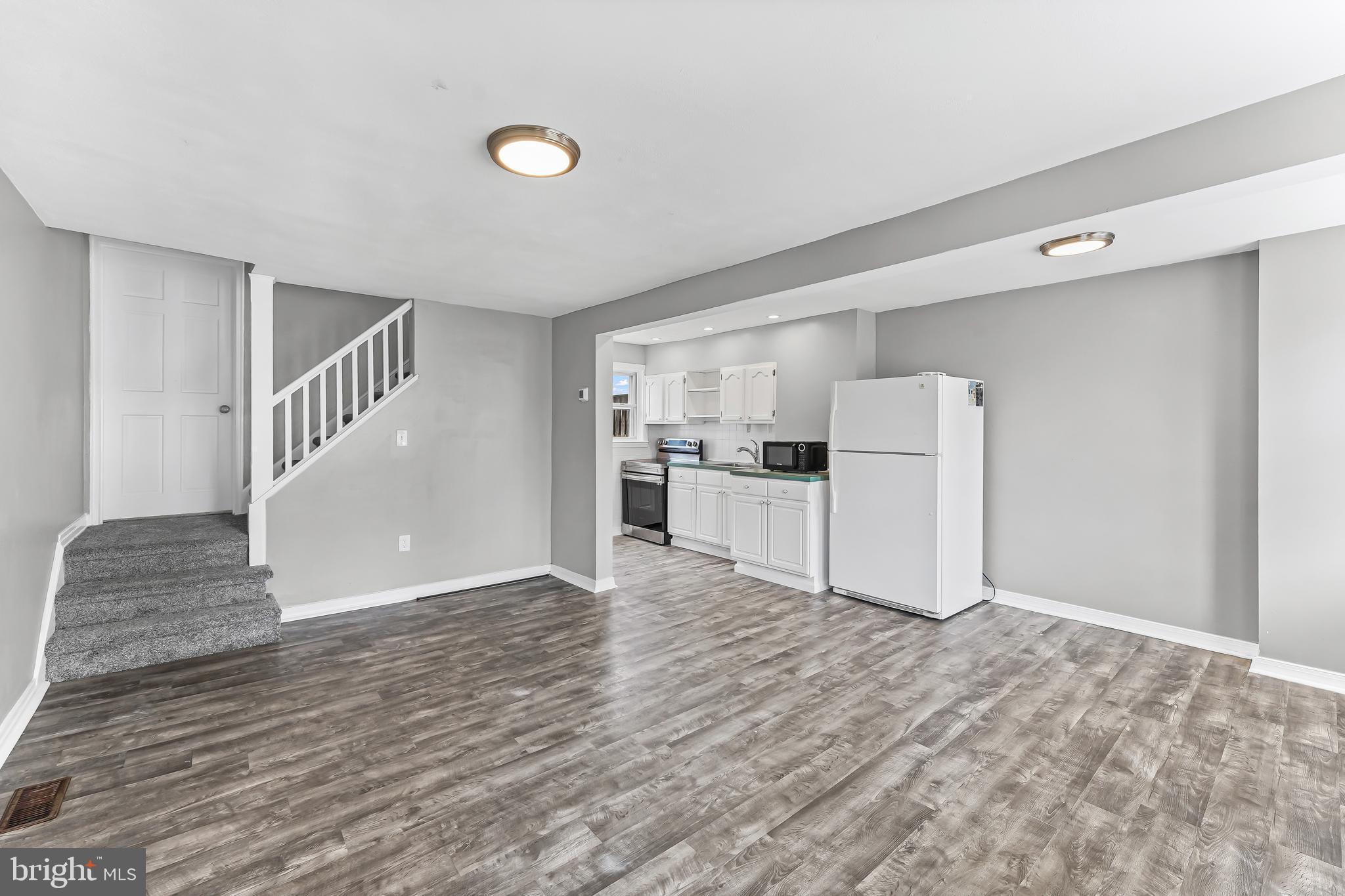 127 BUNGALOW AVENUE