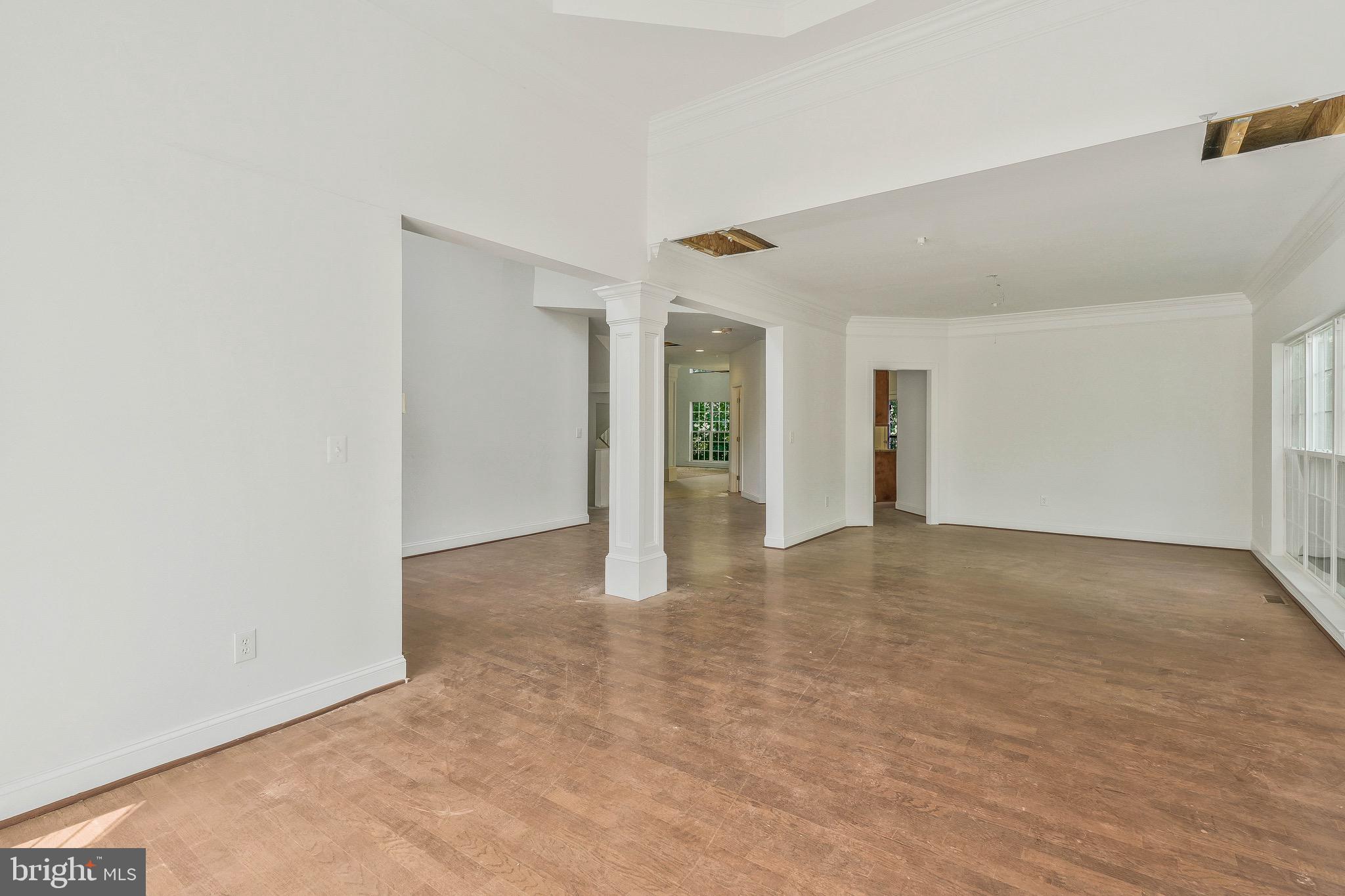 206 BONHILL DRIVE