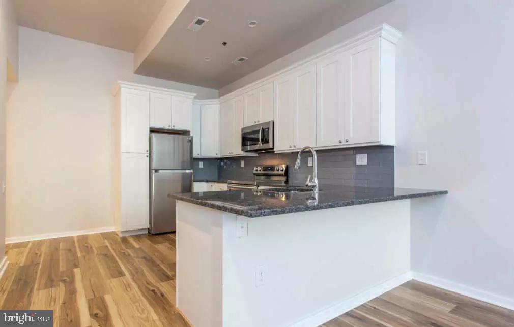 OLD CITY - Residential Lease