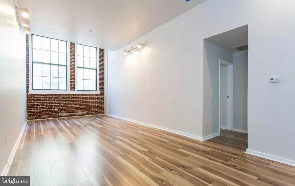 OLD CITY - Residential Lease