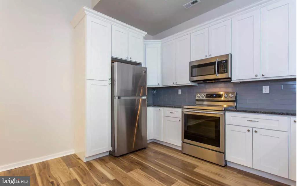 OLD CITY - Residential Lease