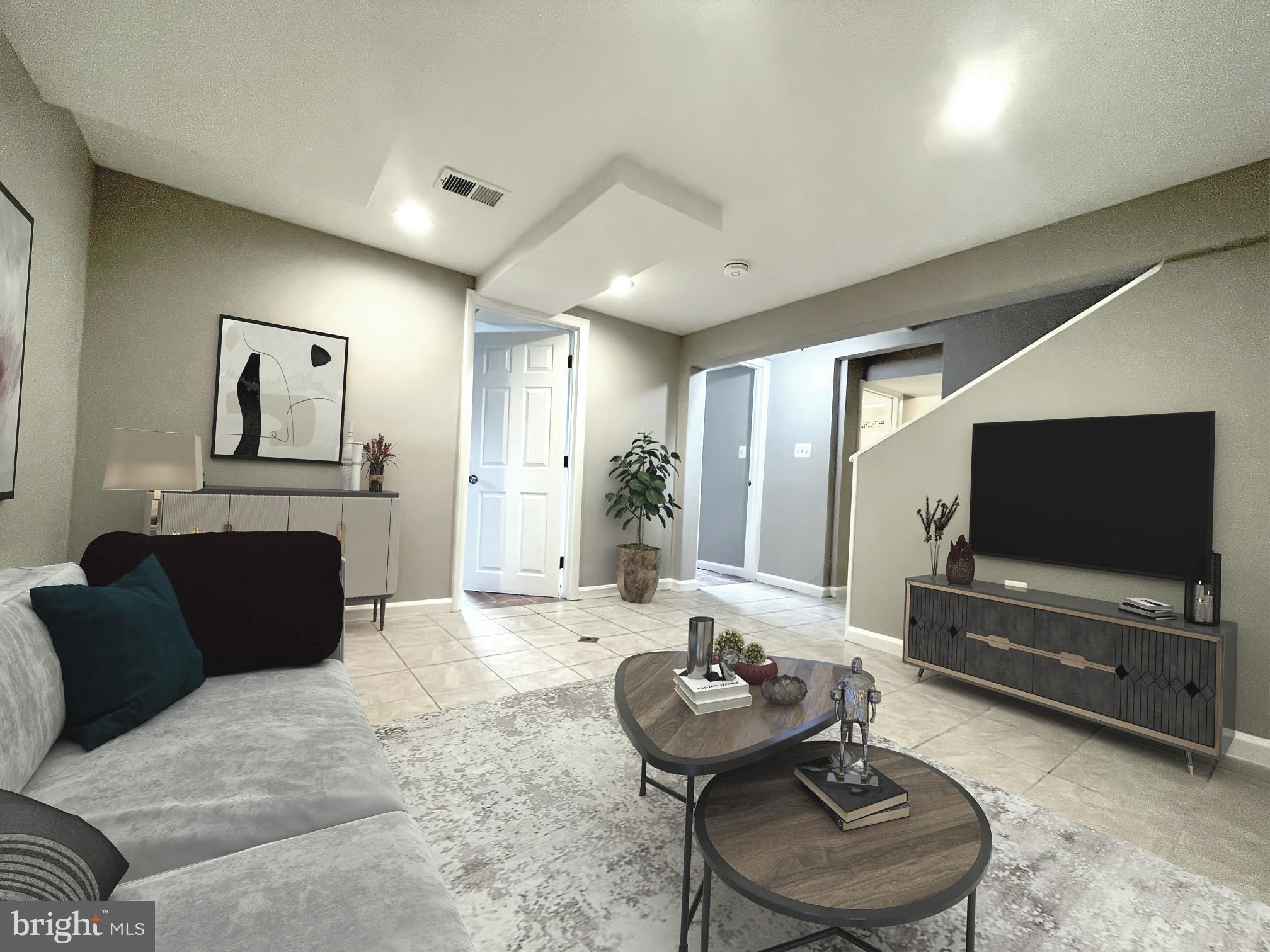 LINCOLN PARK - Residential