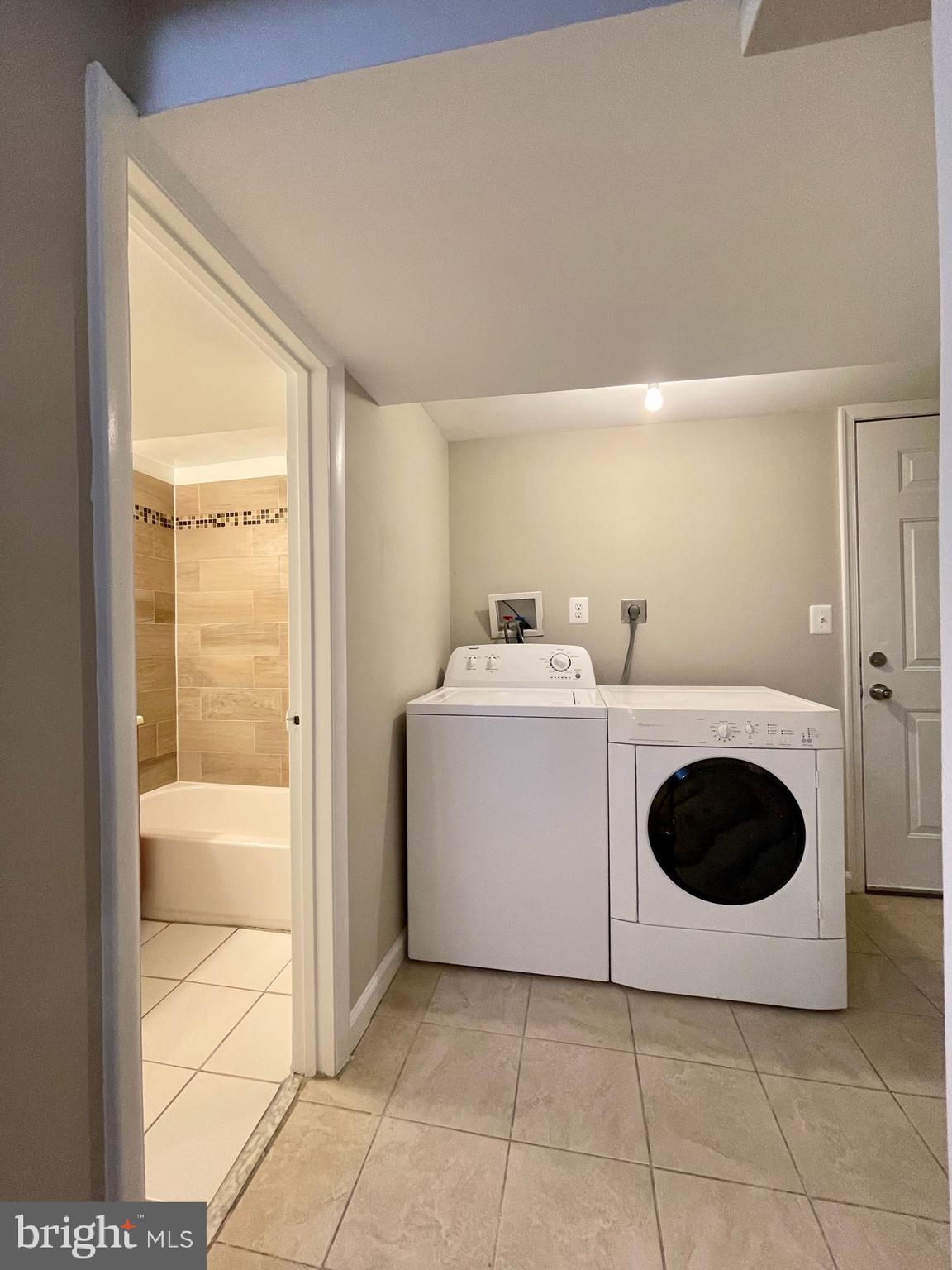 LINCOLN PARK - Residential