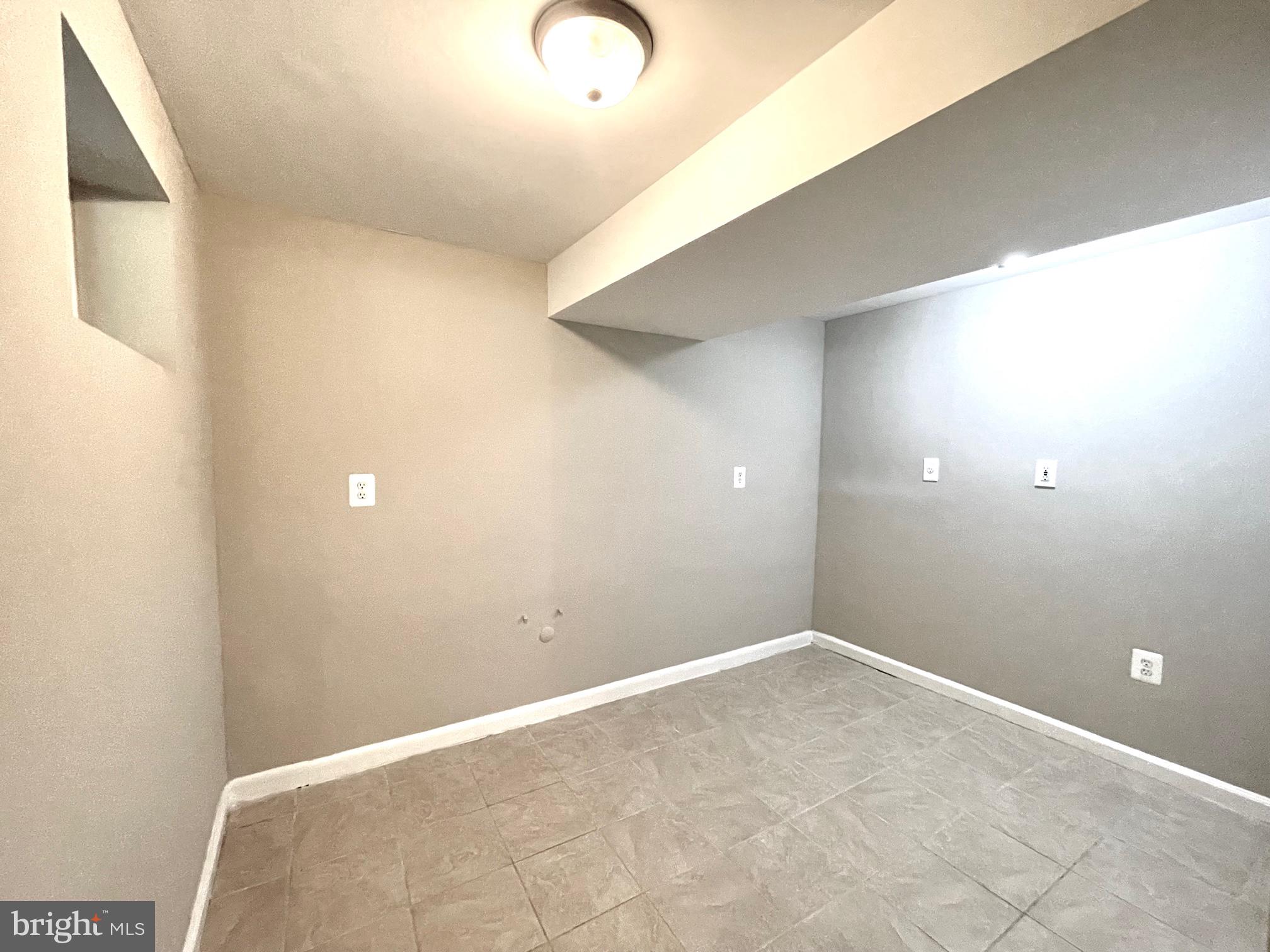 LINCOLN PARK - Residential