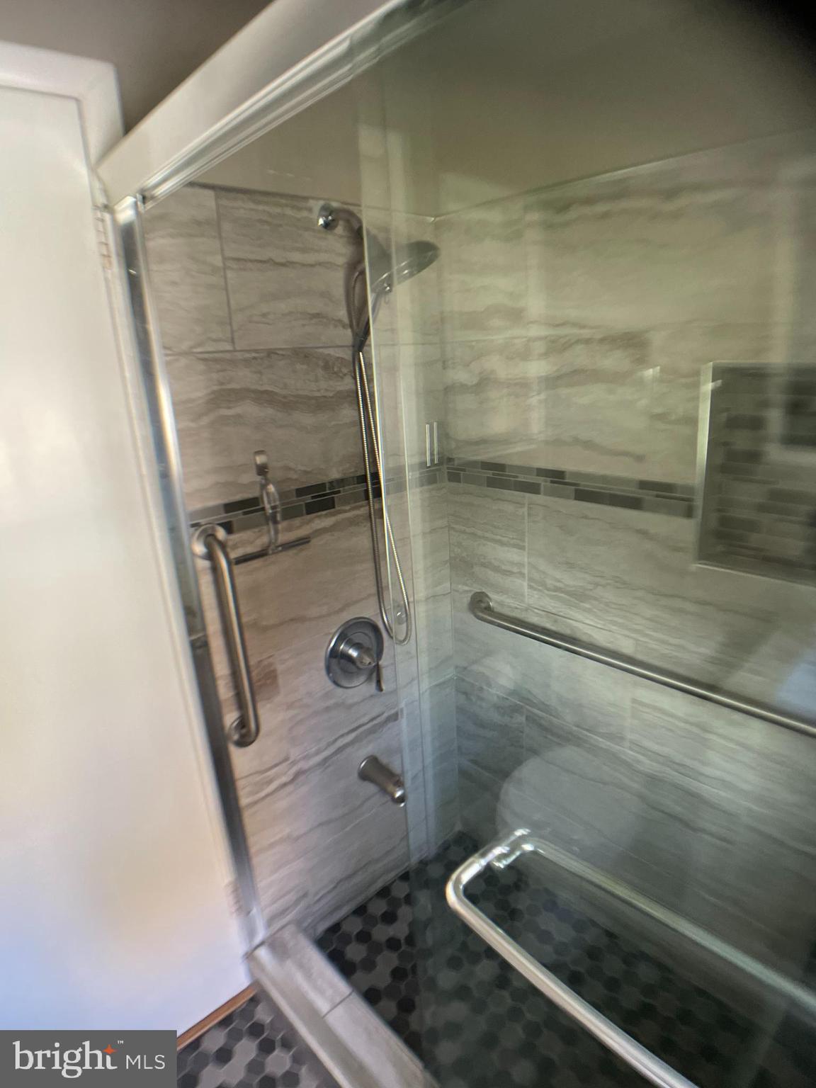 SOMERSET - Residential