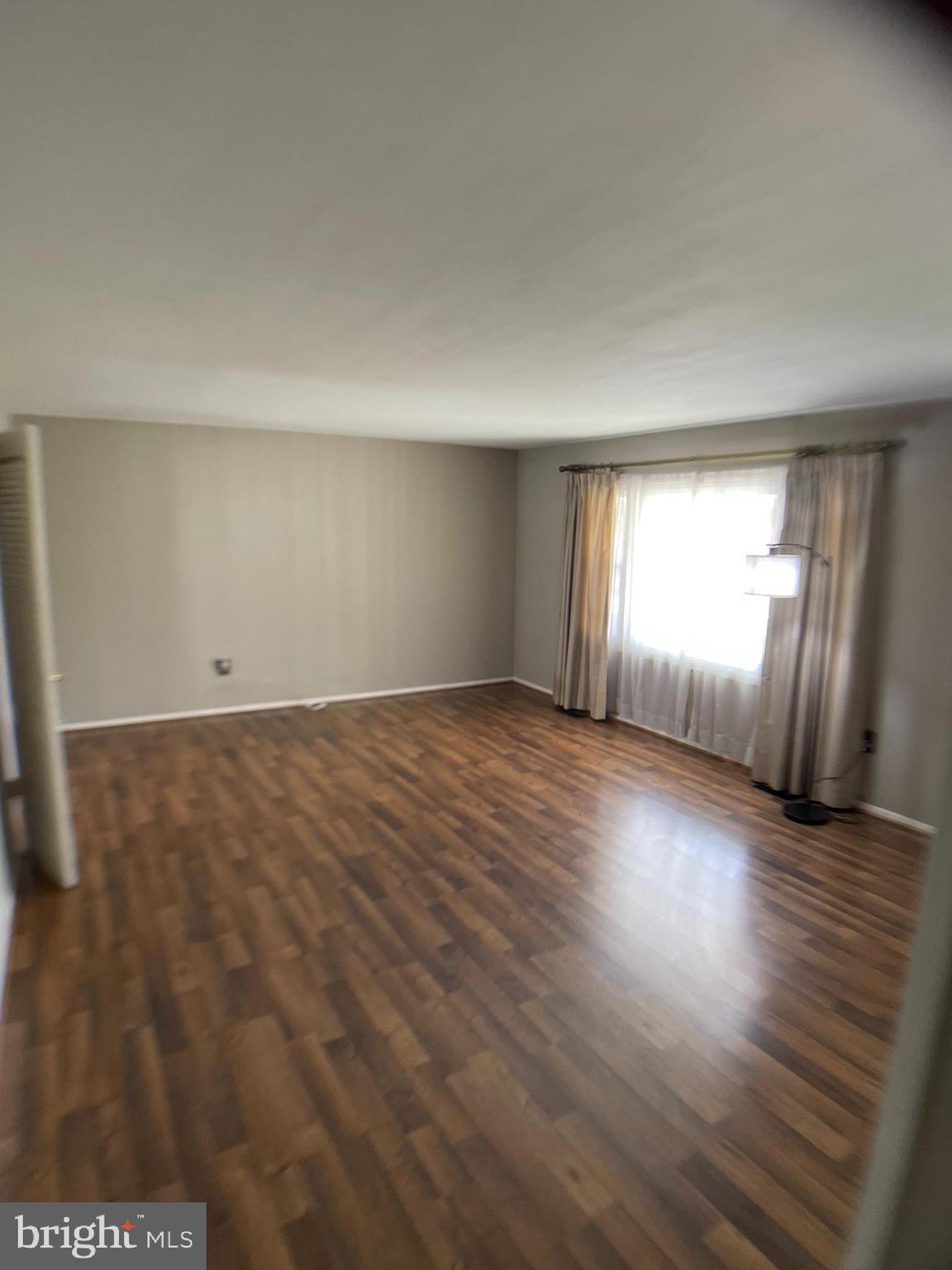 SOMERSET - Residential