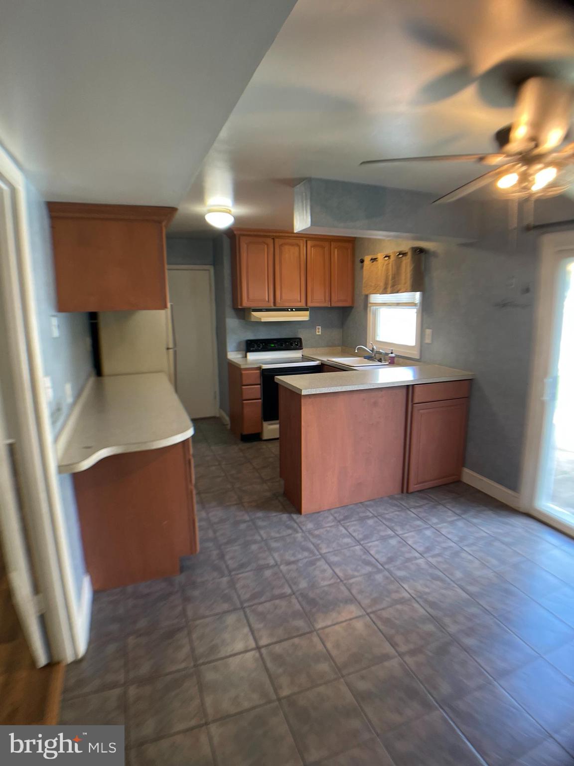 SOMERSET - Residential