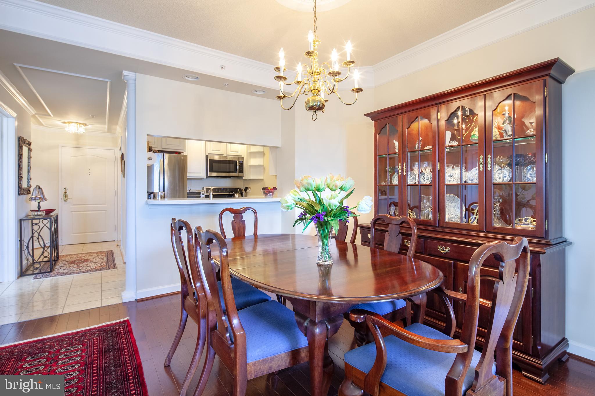 VIRGINIA SQUARE - Residential Lease