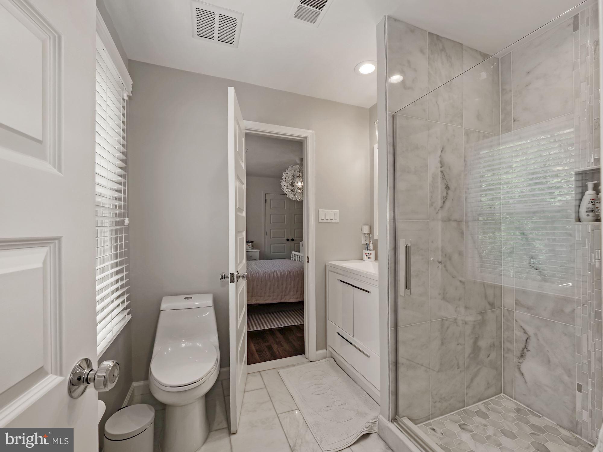 RIVER FALLS - Residential