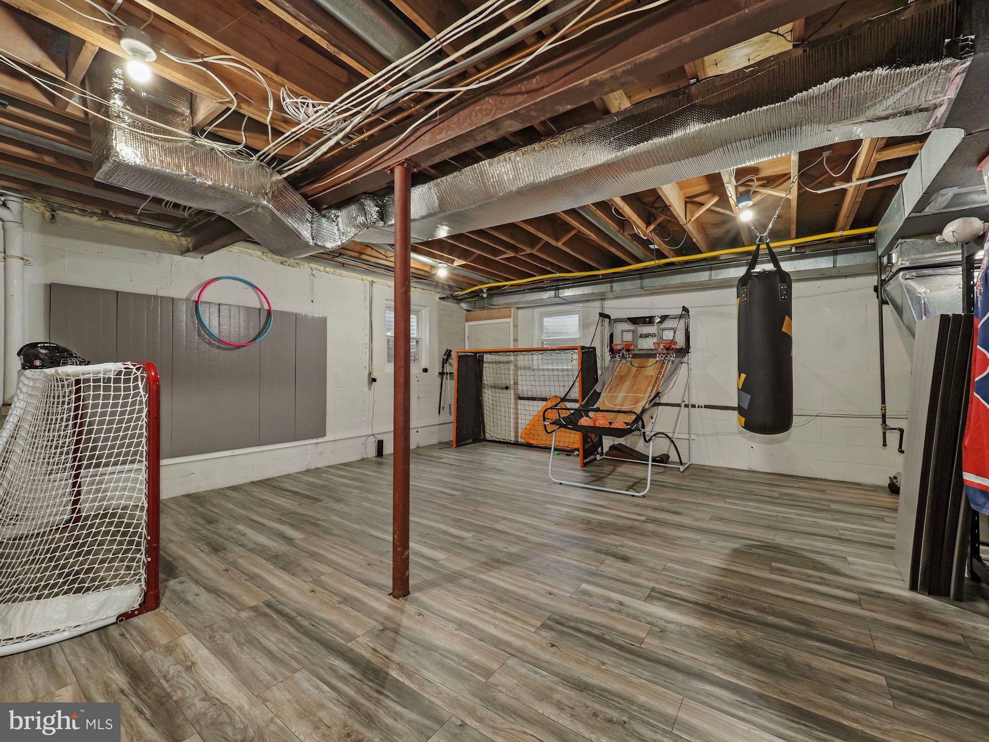 RIVER FALLS - Residential