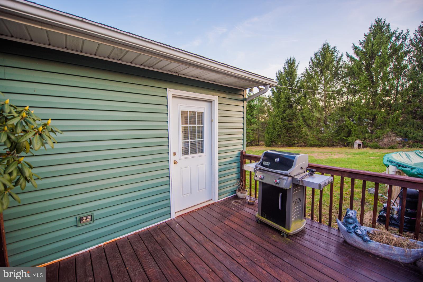 MEL-LON EAST - Residential