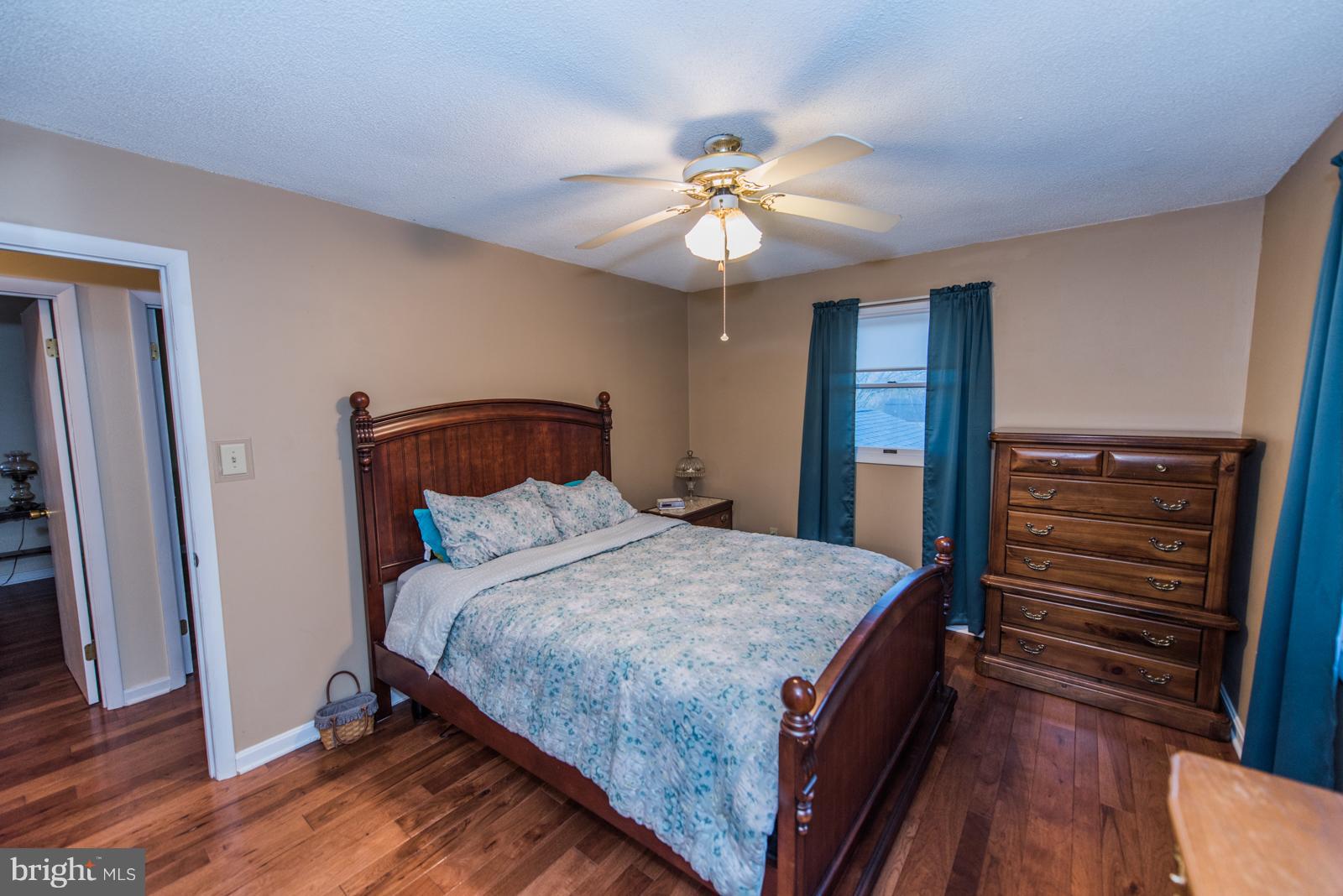 MEL-LON EAST - Residential