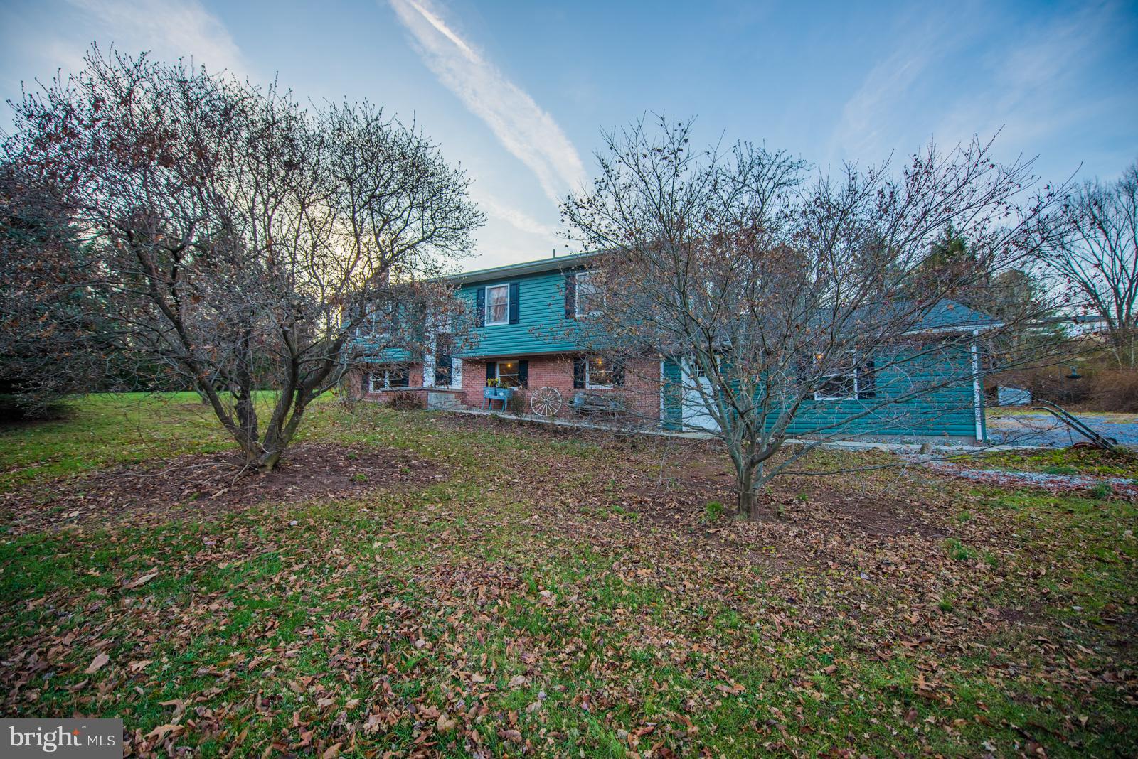 MEL-LON EAST - Residential