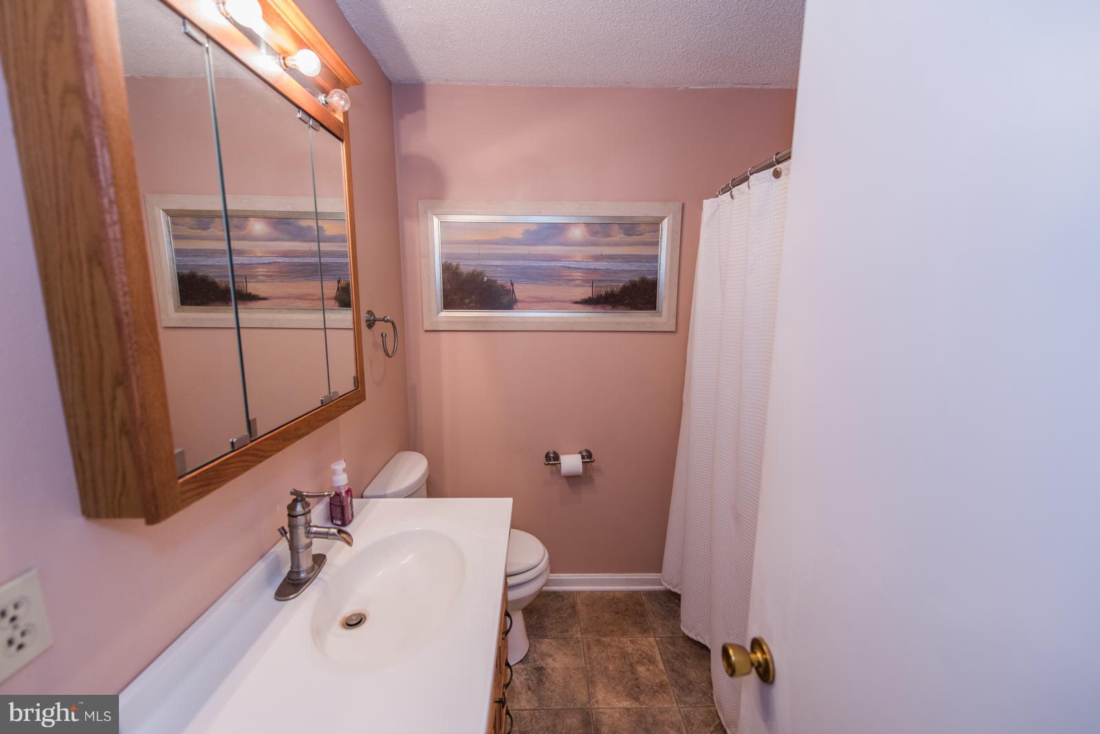 MEL-LON EAST - Residential