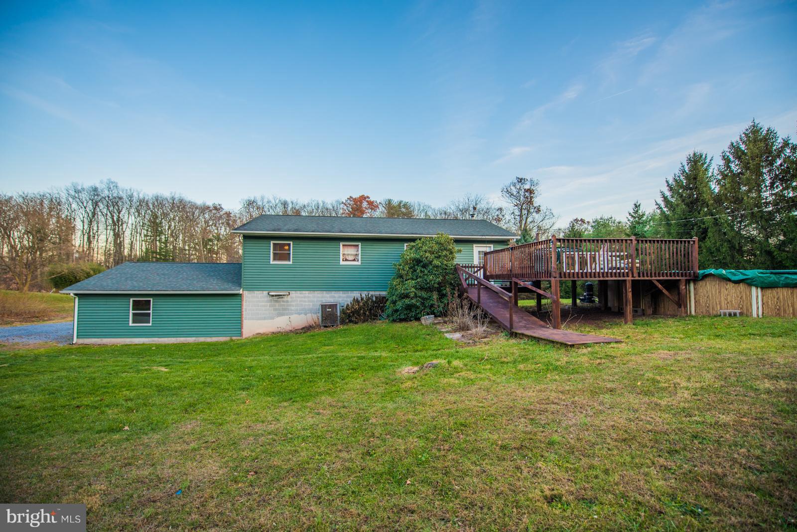 MEL-LON EAST - Residential