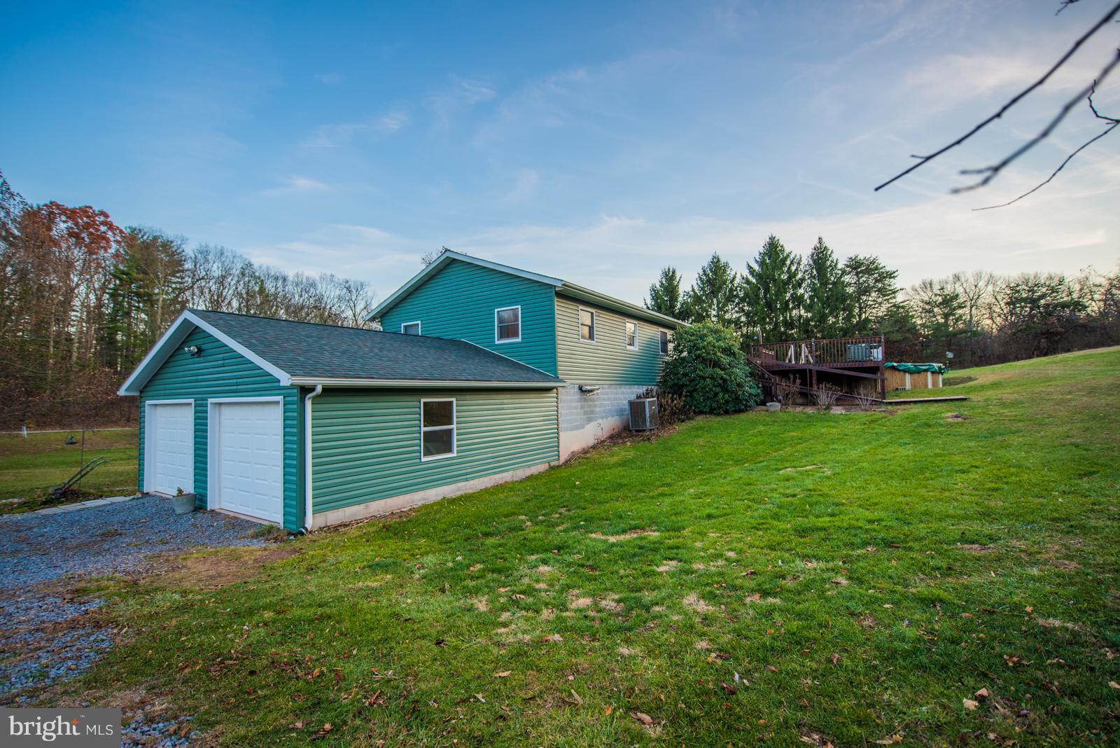 MEL-LON EAST - Residential