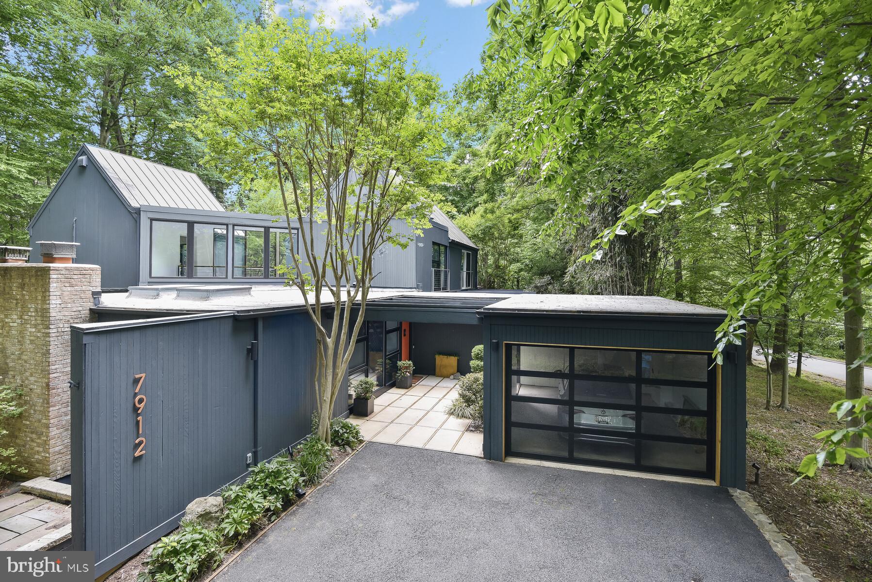 HOLLY HILL - Residential