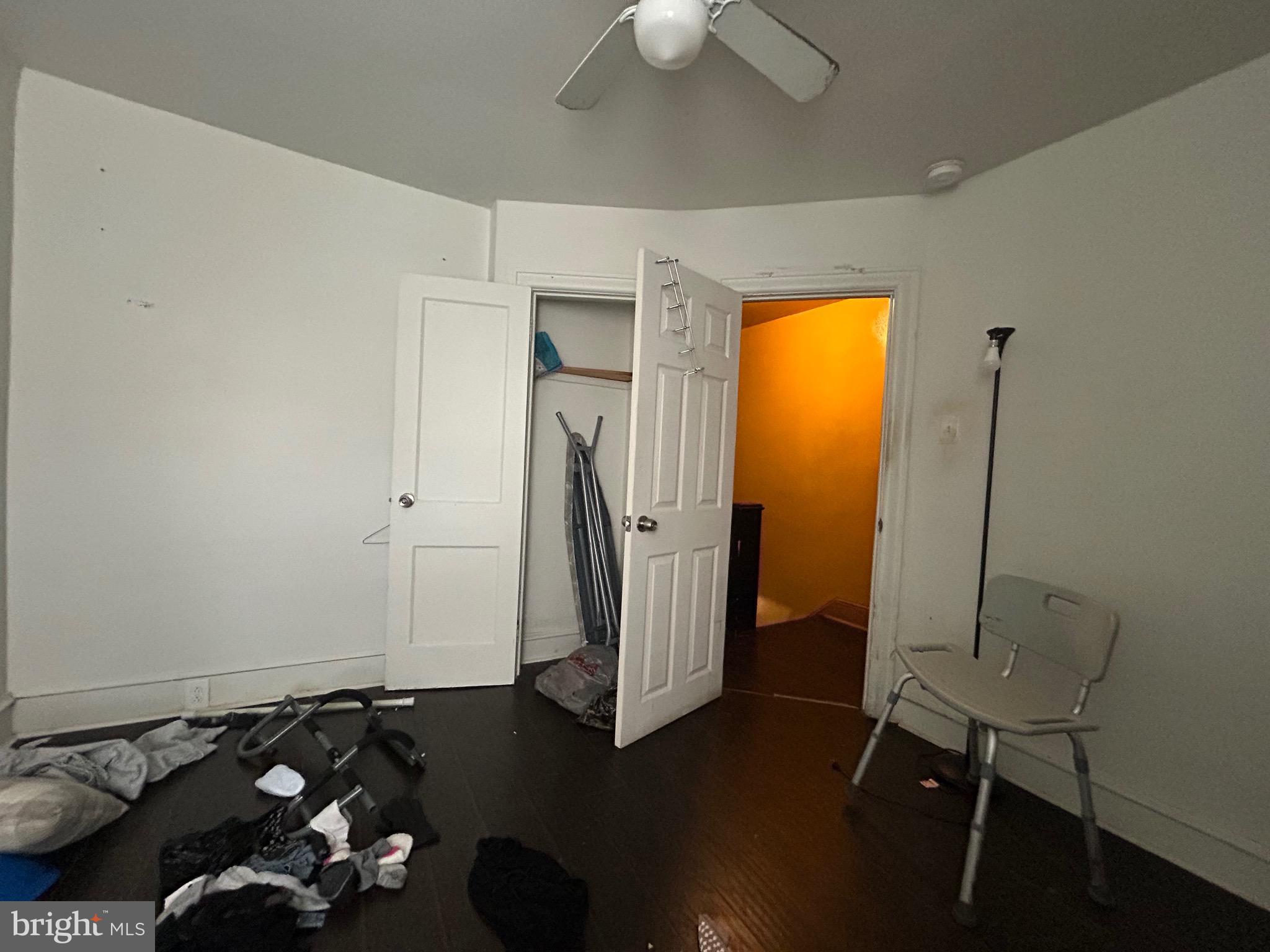 EAST OAK LANE - Residential