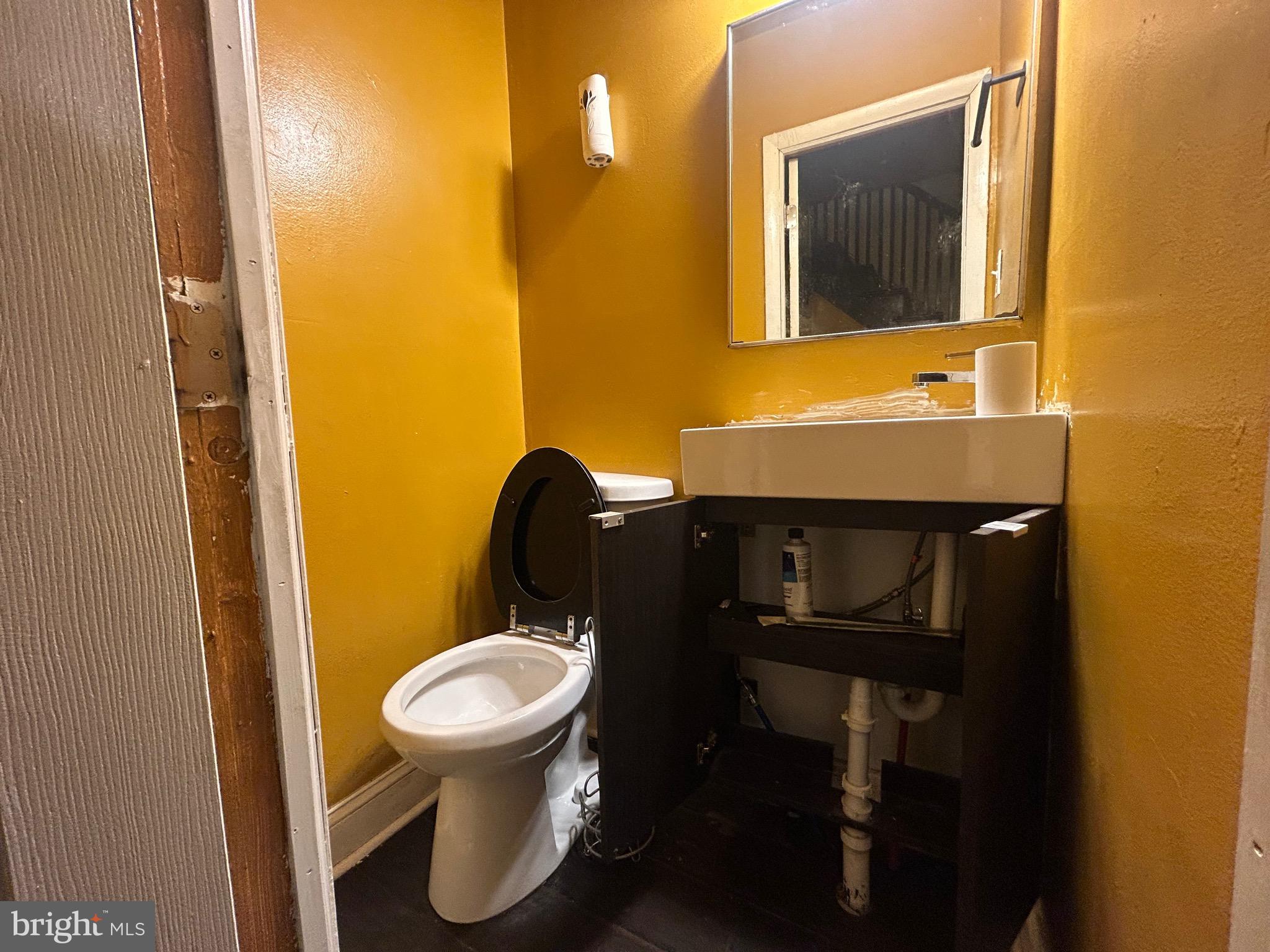 EAST OAK LANE - Residential