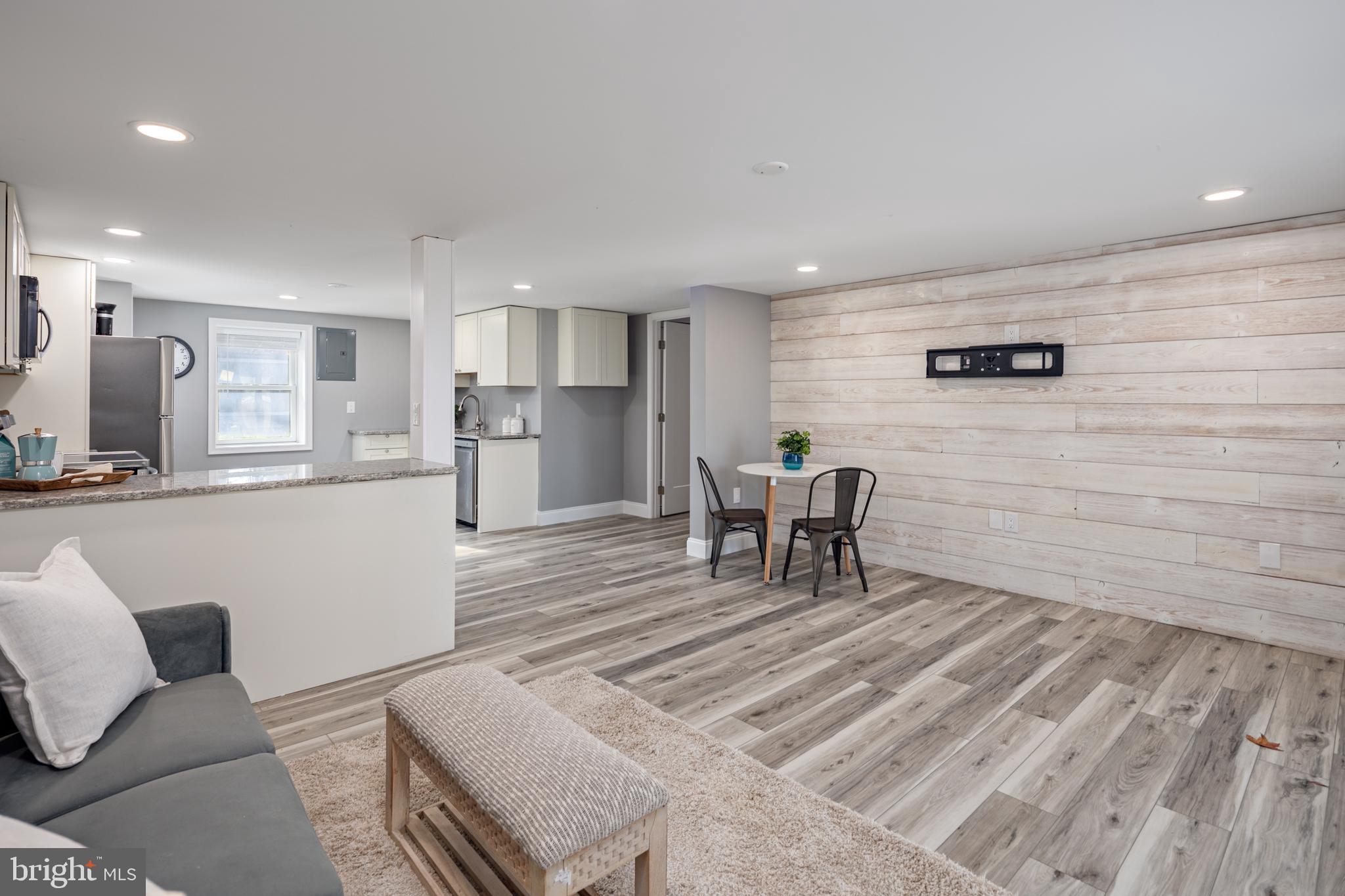 KENT ISLAND ESTATES - Residential