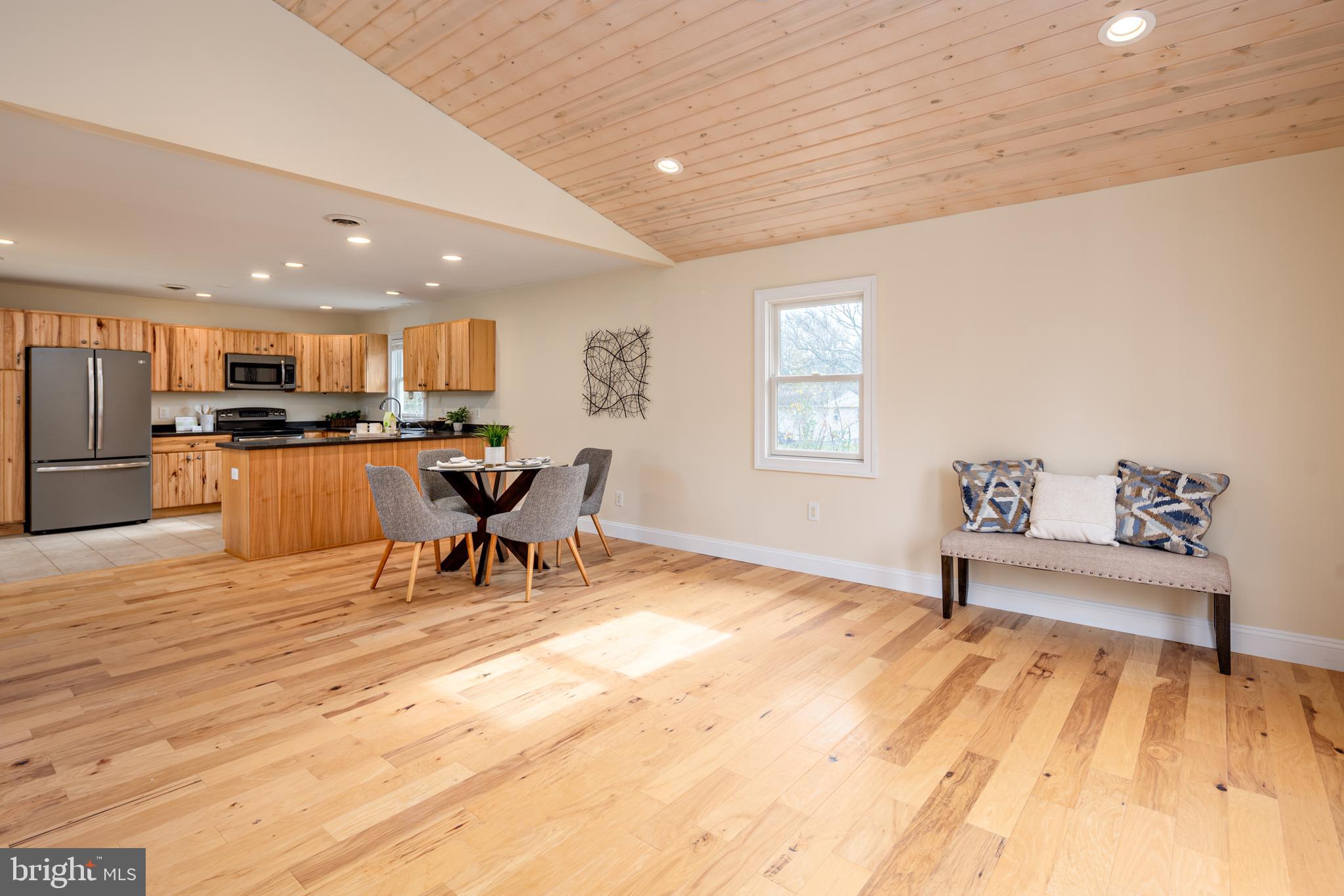 KENT ISLAND ESTATES - Residential