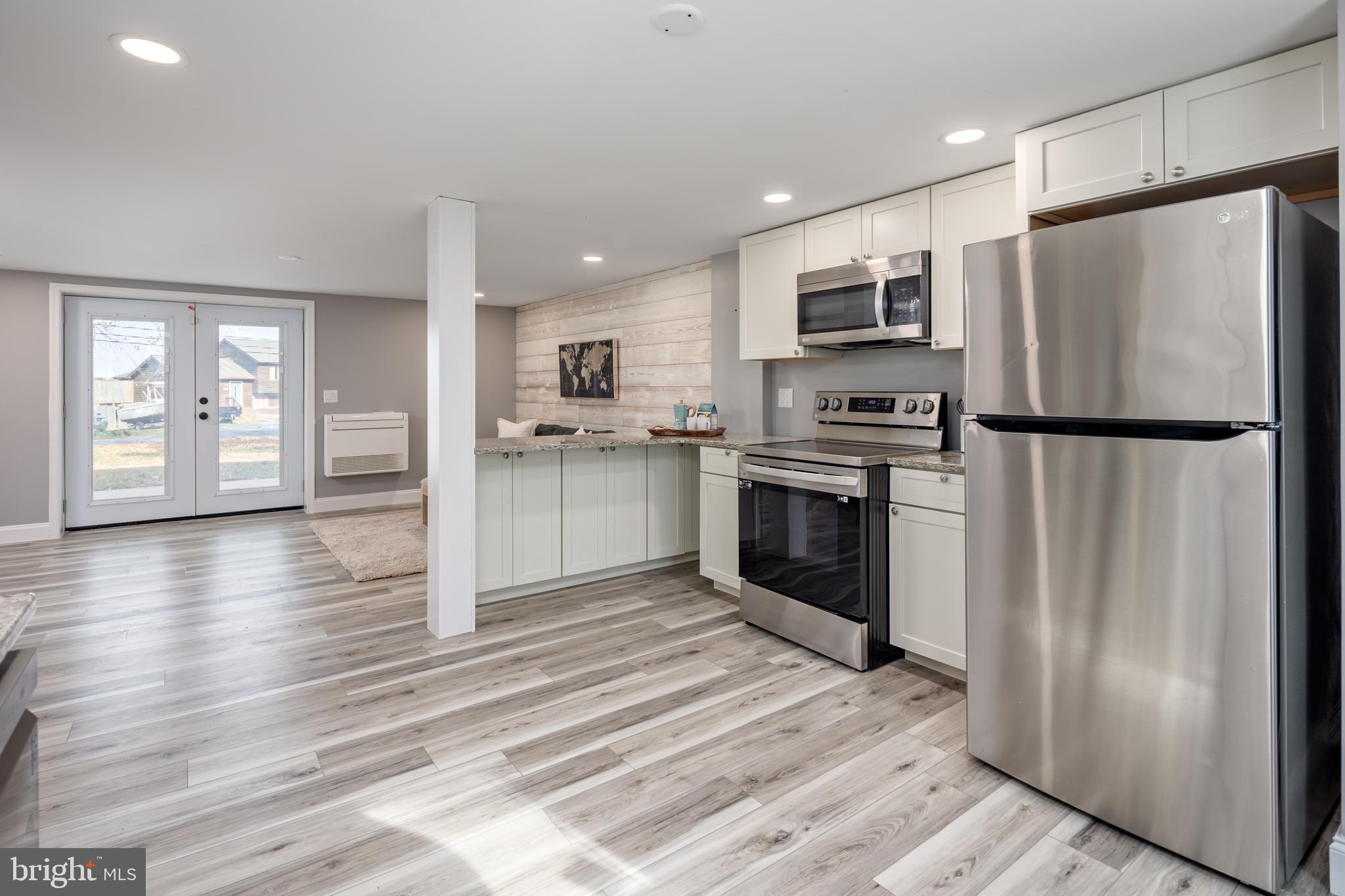 KENT ISLAND ESTATES - Residential