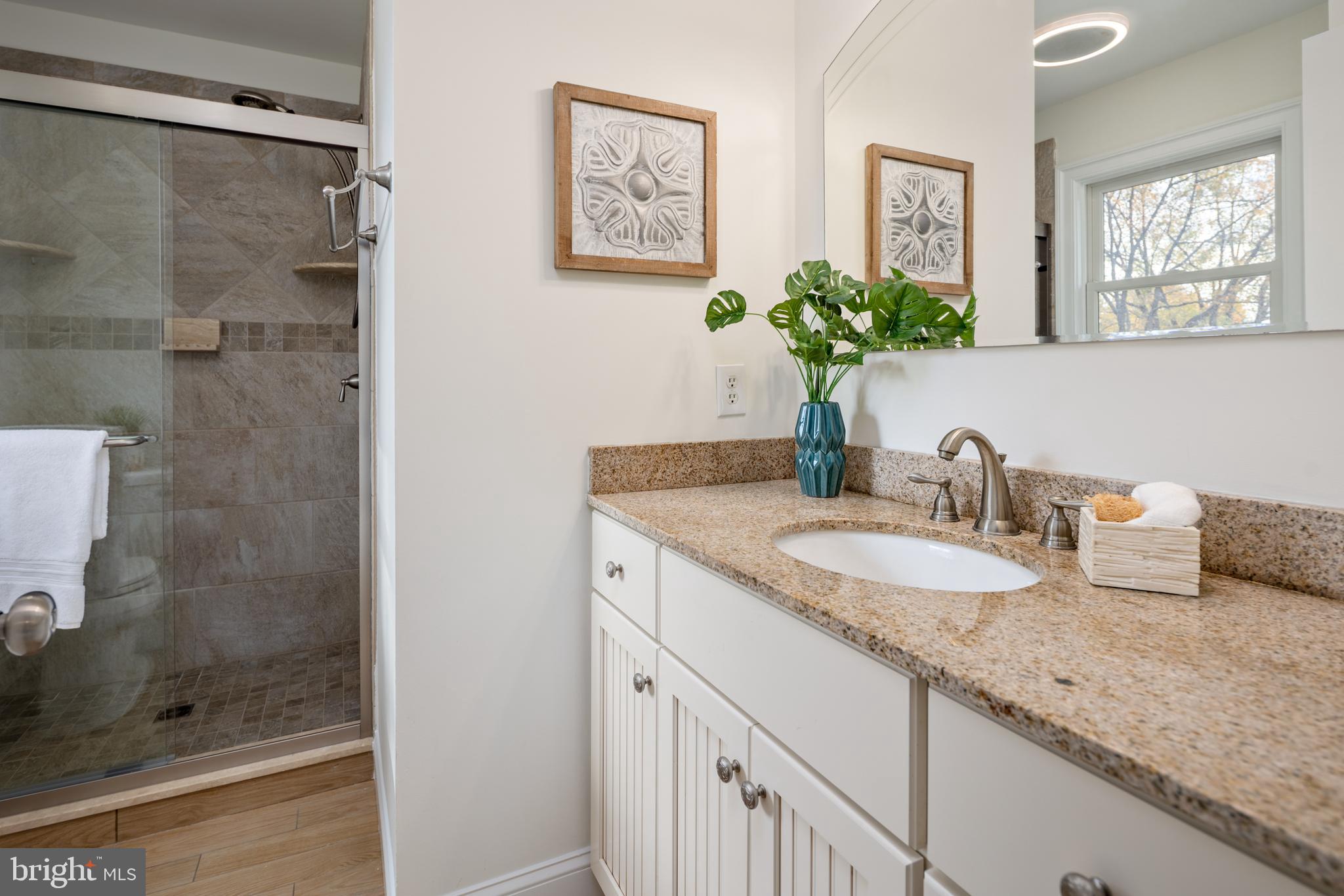 KENT ISLAND ESTATES - Residential