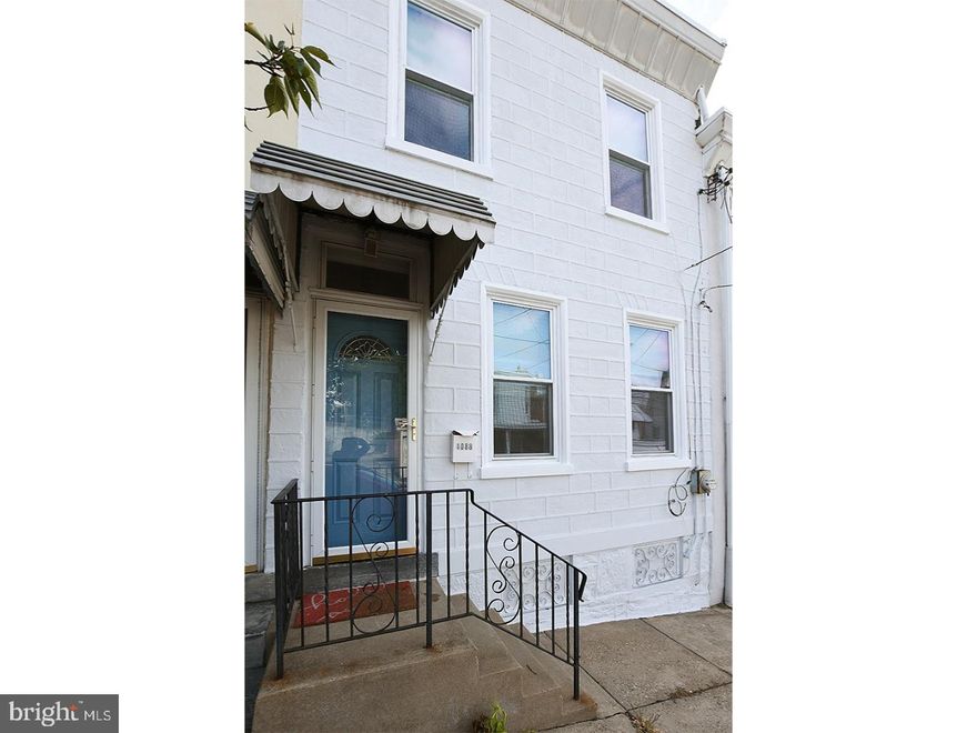 What a gem! Freshly painted inside and out, this home is in move- in condition.  Close to everything; Roxborough and Manayunk, the train station, shopping, and restaurants.  Hardwood floors throughout, newer kitchen, and spacious back yard backing up to a wooded area. The third bedroom can be used as a den or office. This one won't last!