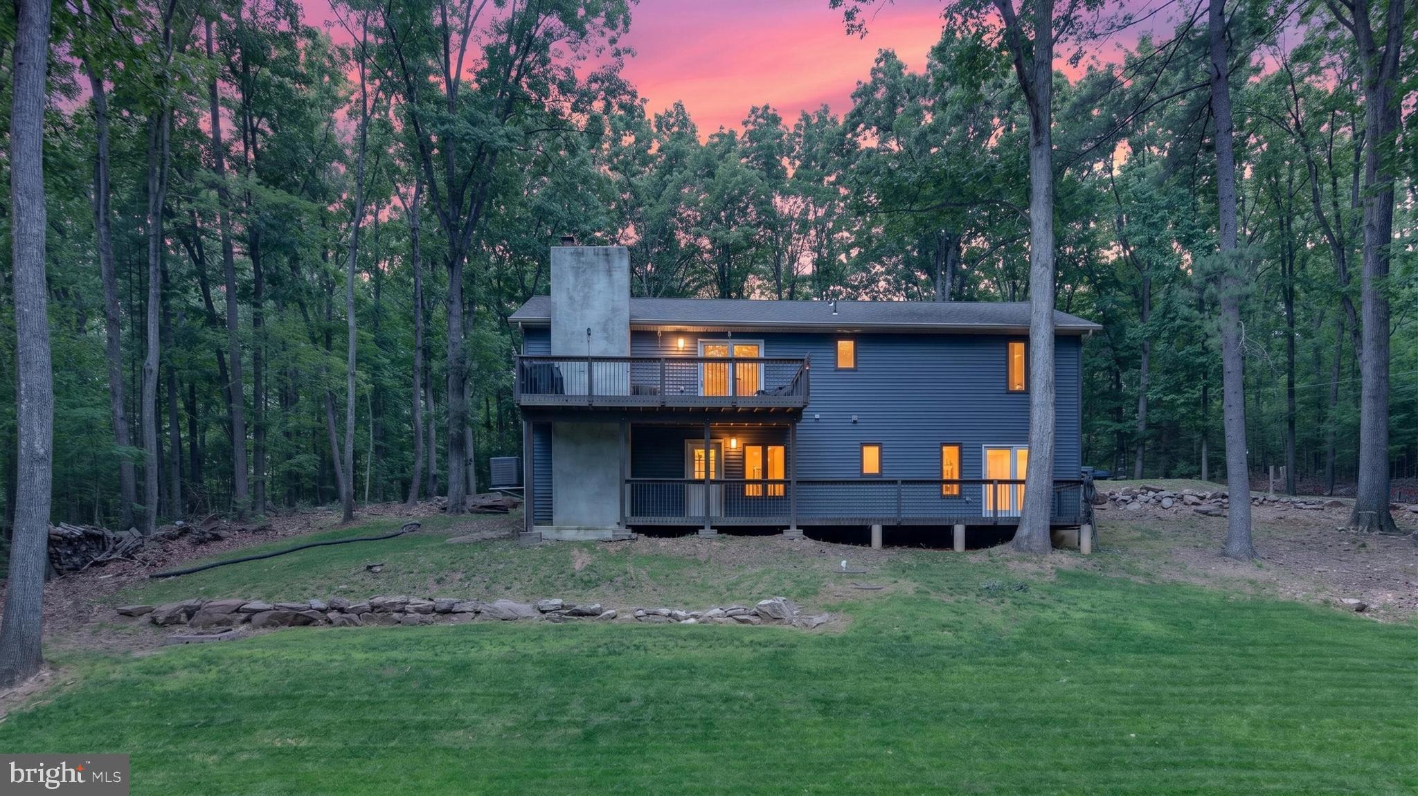 141 HUCKLEBERRY LANE