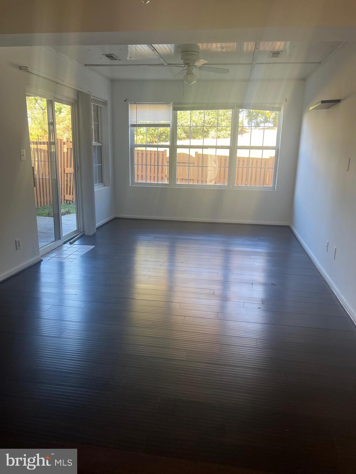 BLOOMS CROSSING - Residential