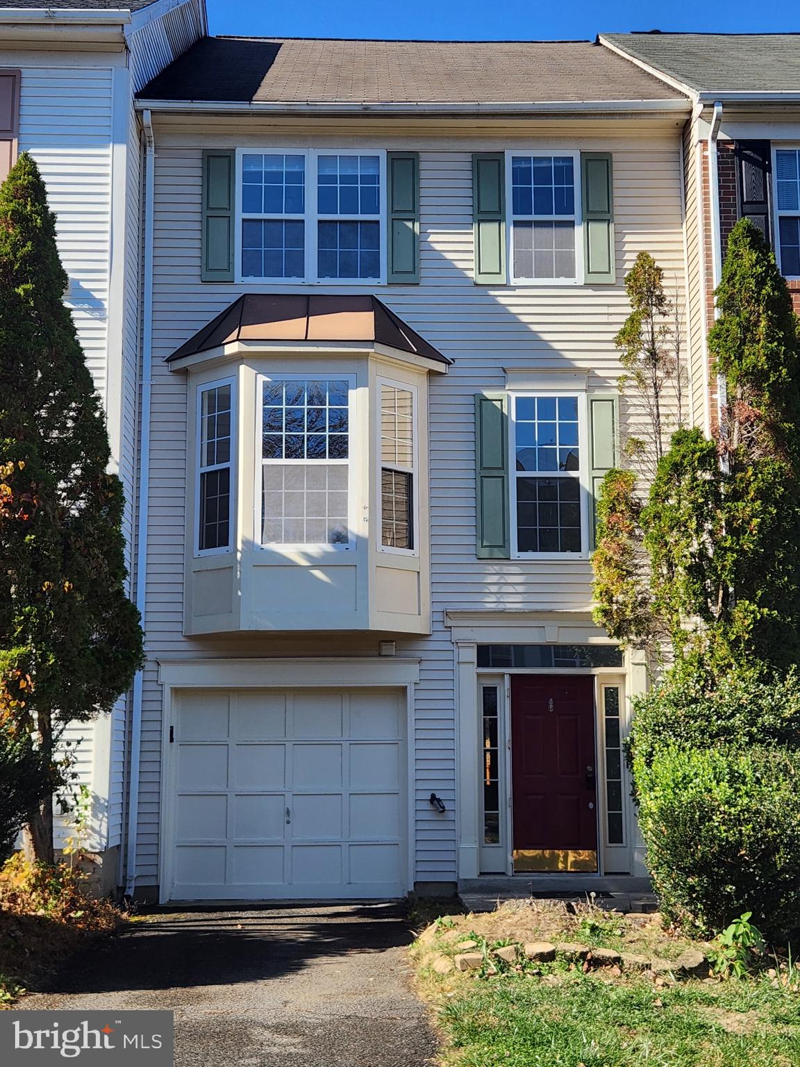 BLOOMS CROSSING - Residential