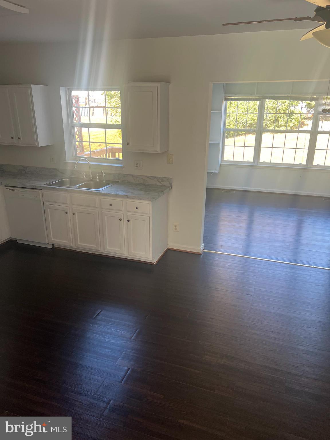 BLOOMS CROSSING - Residential