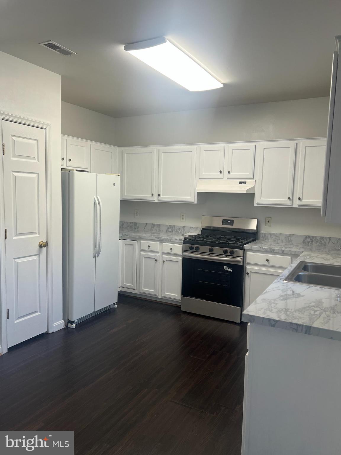 BLOOMS CROSSING - Residential