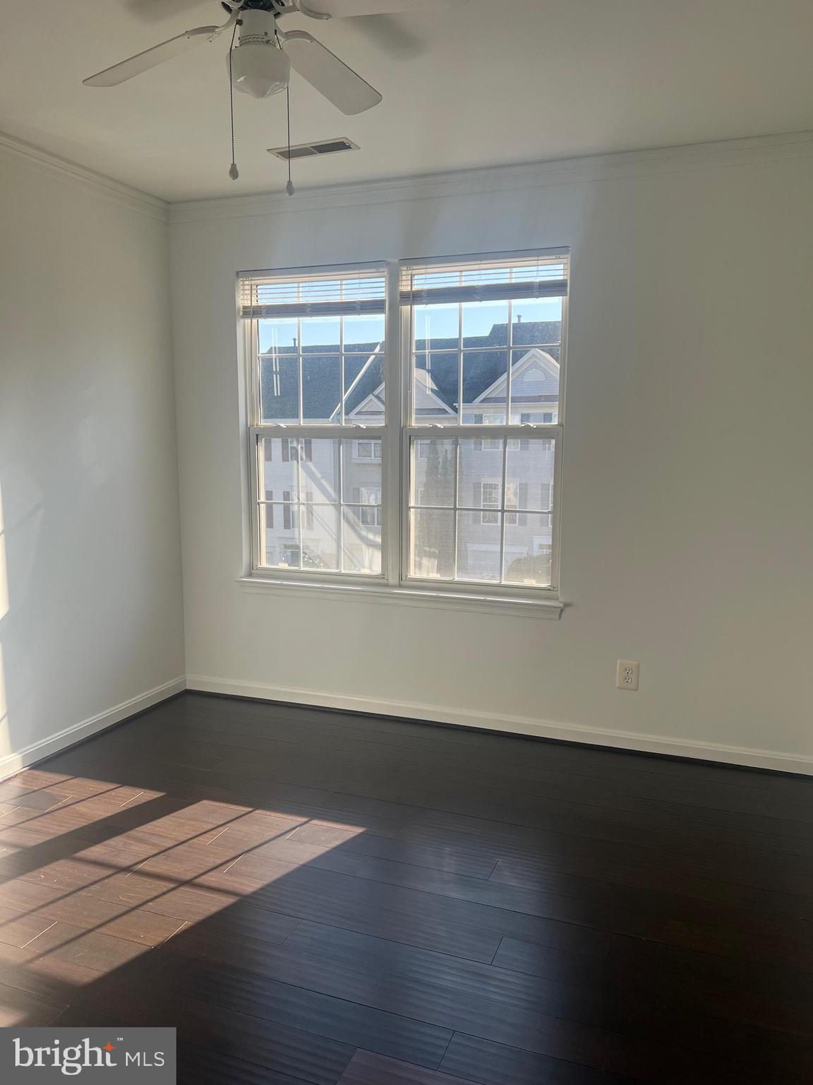 BLOOMS CROSSING - Residential