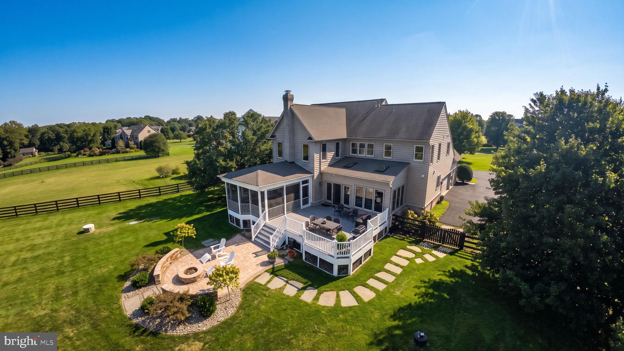 40282 WARREN GLEN LANE