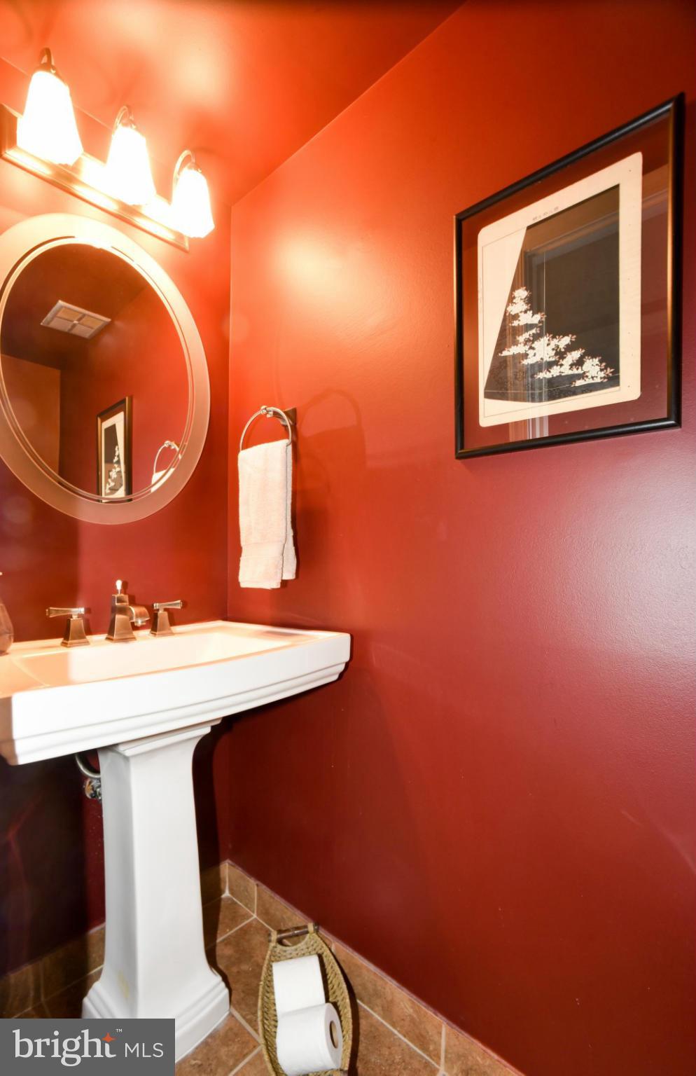 DANBURY FOREST - Residential